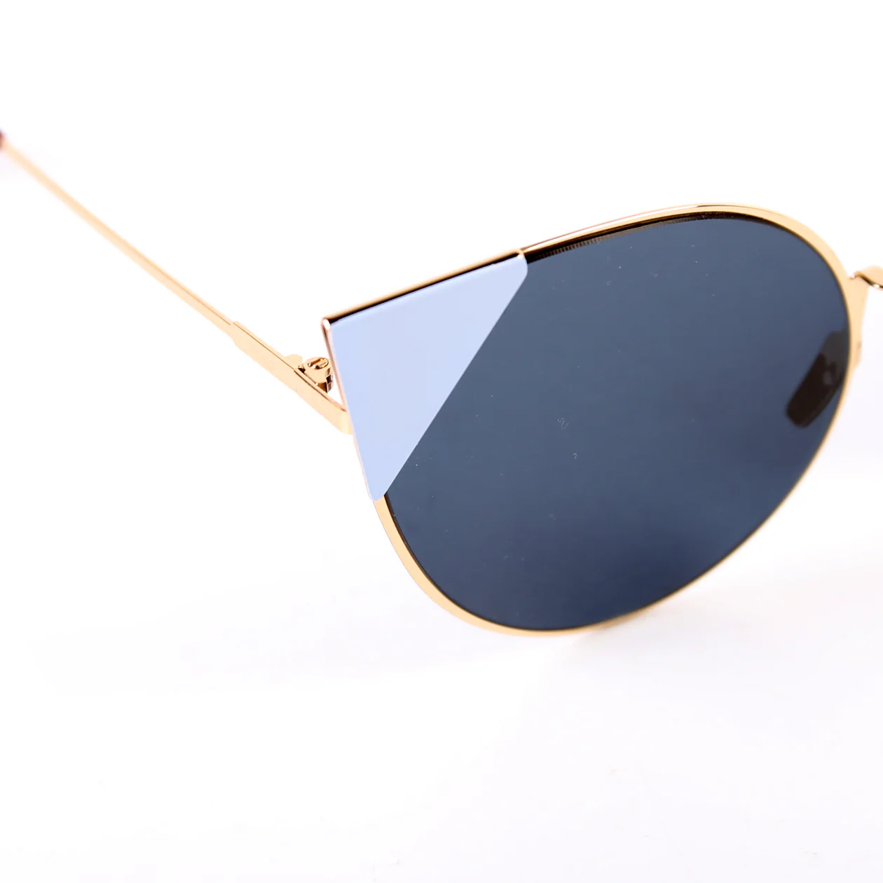 FF0190/S Iridia Sunglasses - Image 8