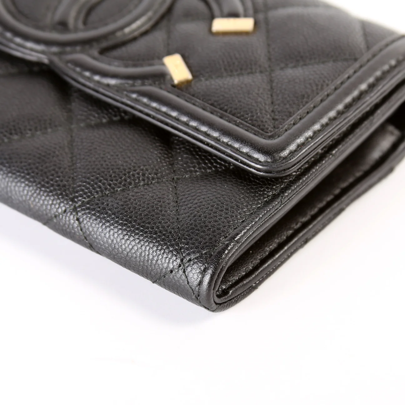 Filigree Medium Flap Wallet Caviar 25M - Image 7
