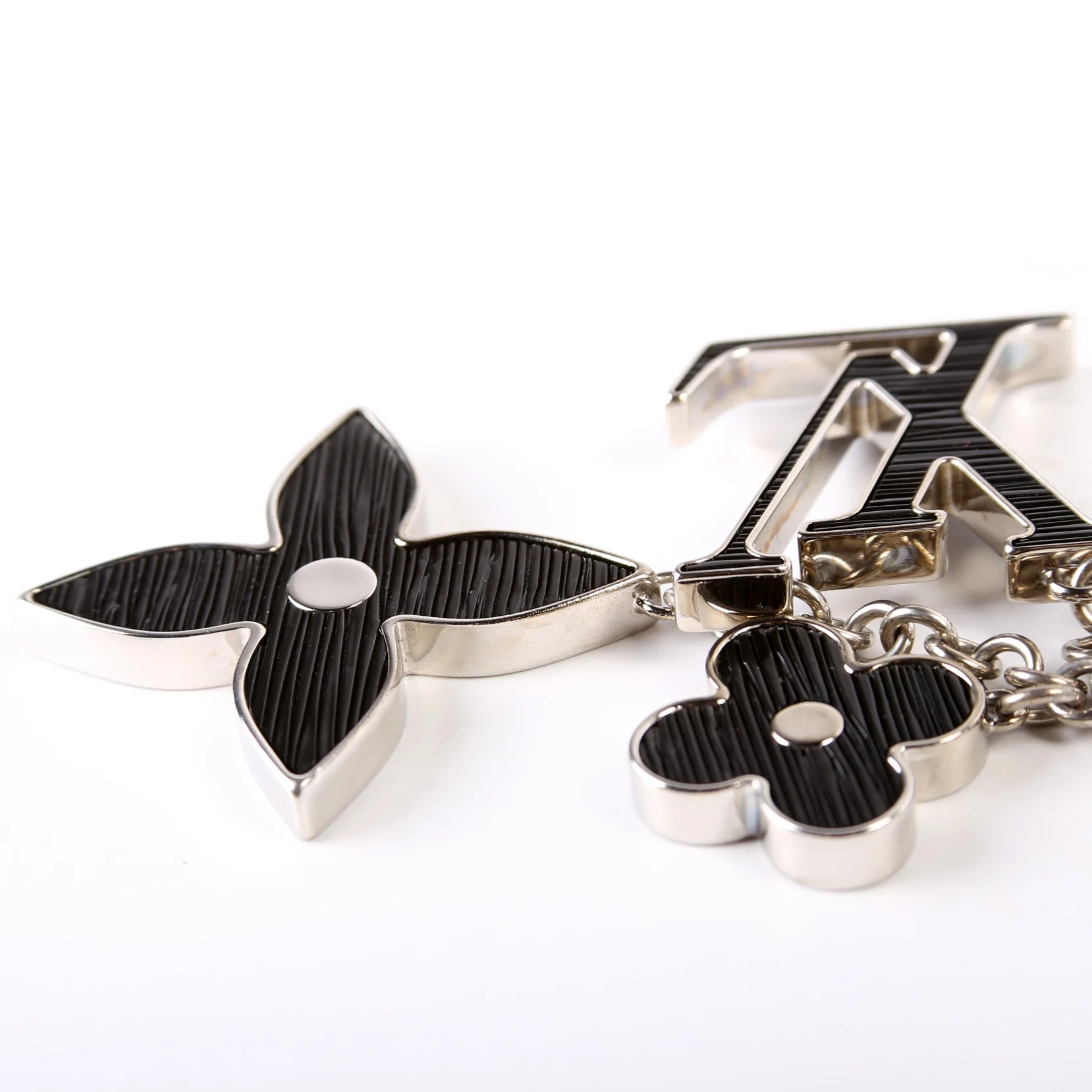 Fleur D'Epi Bag Charm Silver/Black - Image 3