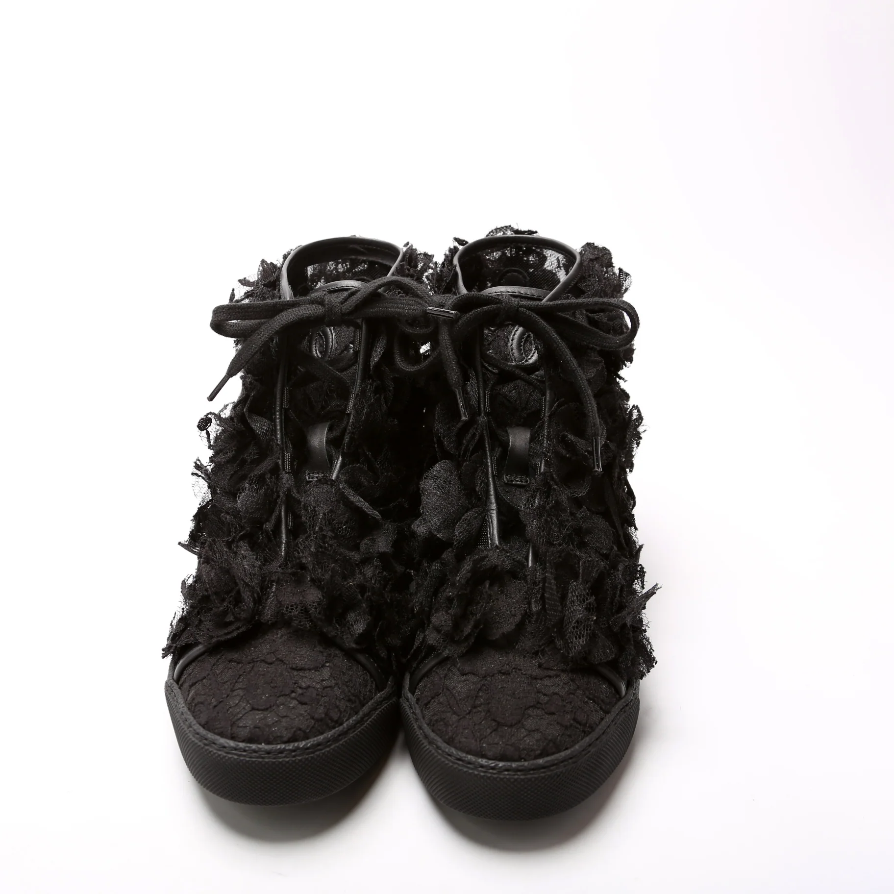Floral Mesh Lace High Top Size 37.5 - Image 2