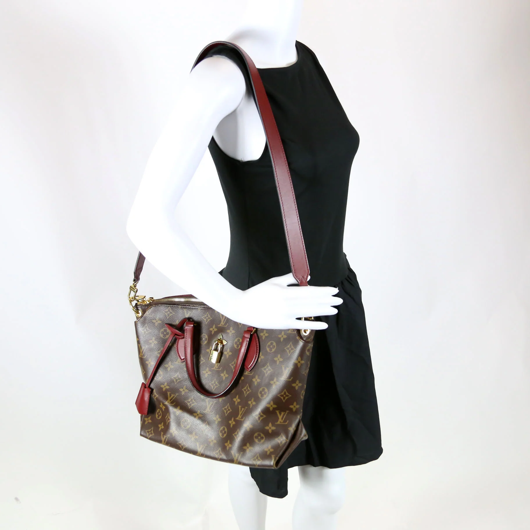 Flower Zipped Tote MM Monogram Berry - Image 10