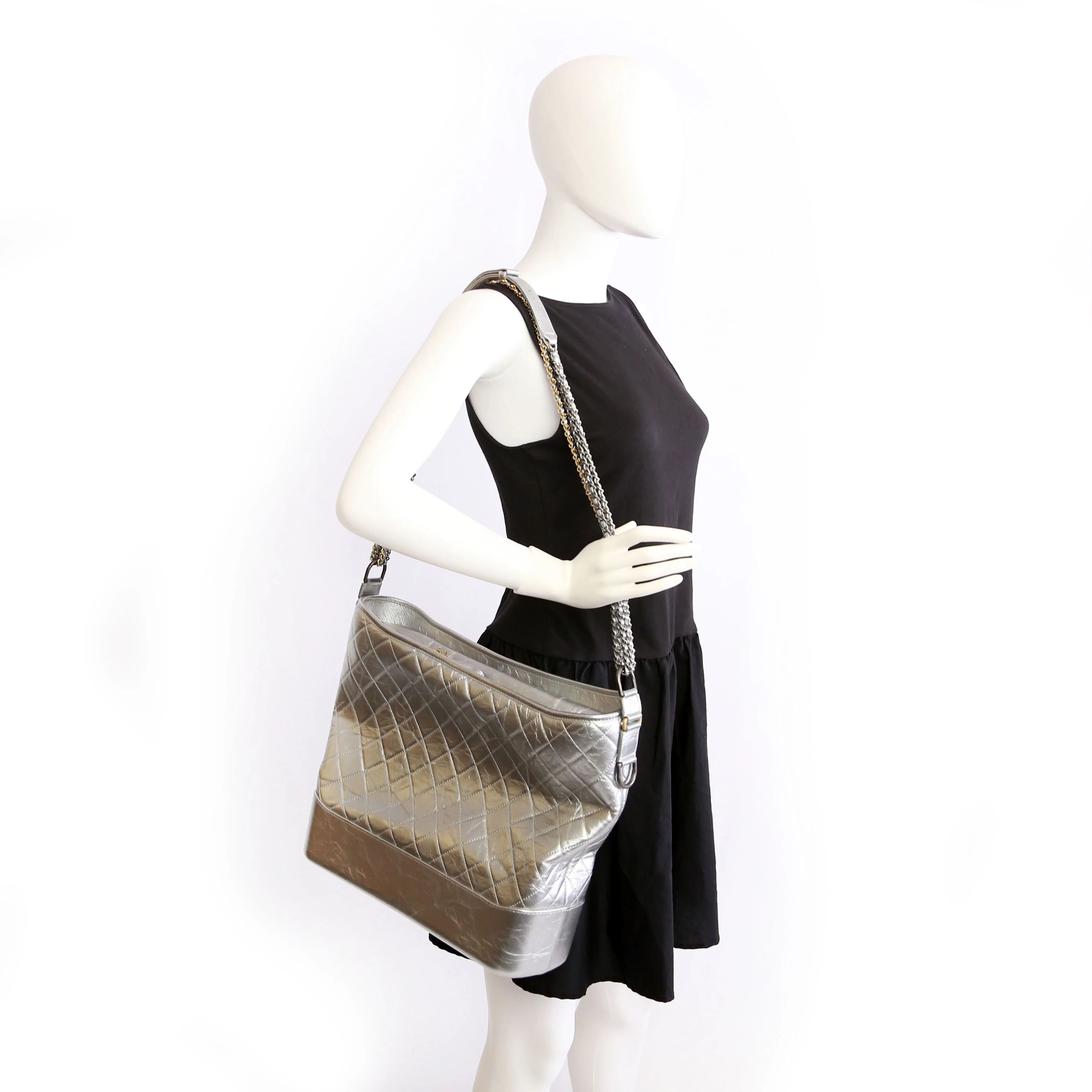 Gabrielle Hobo Large Silver - Image 11