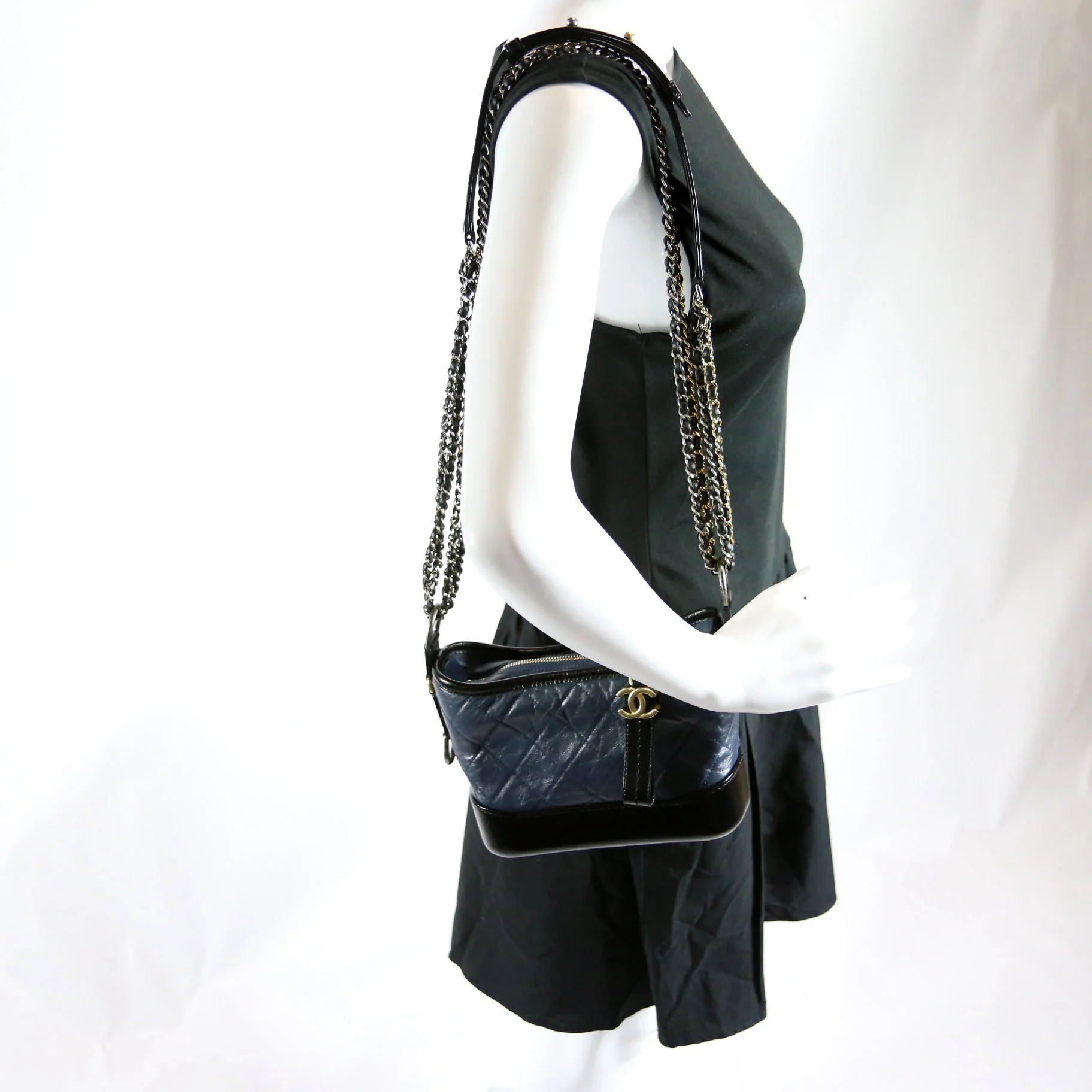 Gabrielle Hobo Small Calfskin 27M Blue/Black - Image 9