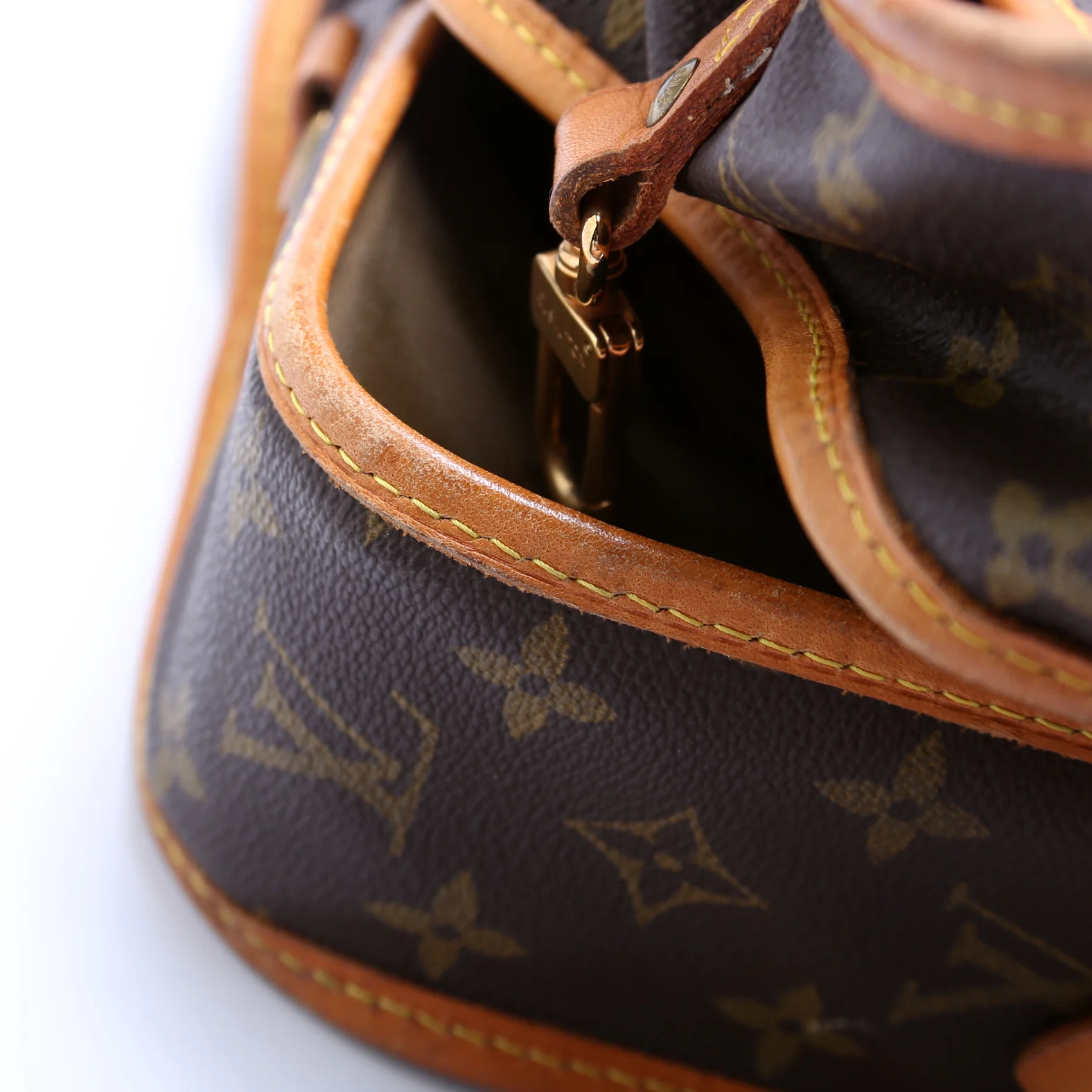 Garment Carrier Travel Bag Monogram - Image 10