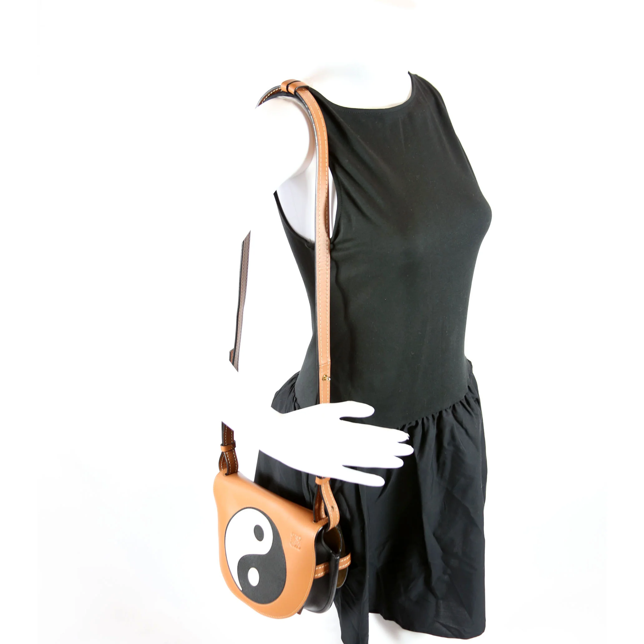 Gate Yin Yang Small Bag Brown/Black - Image 11