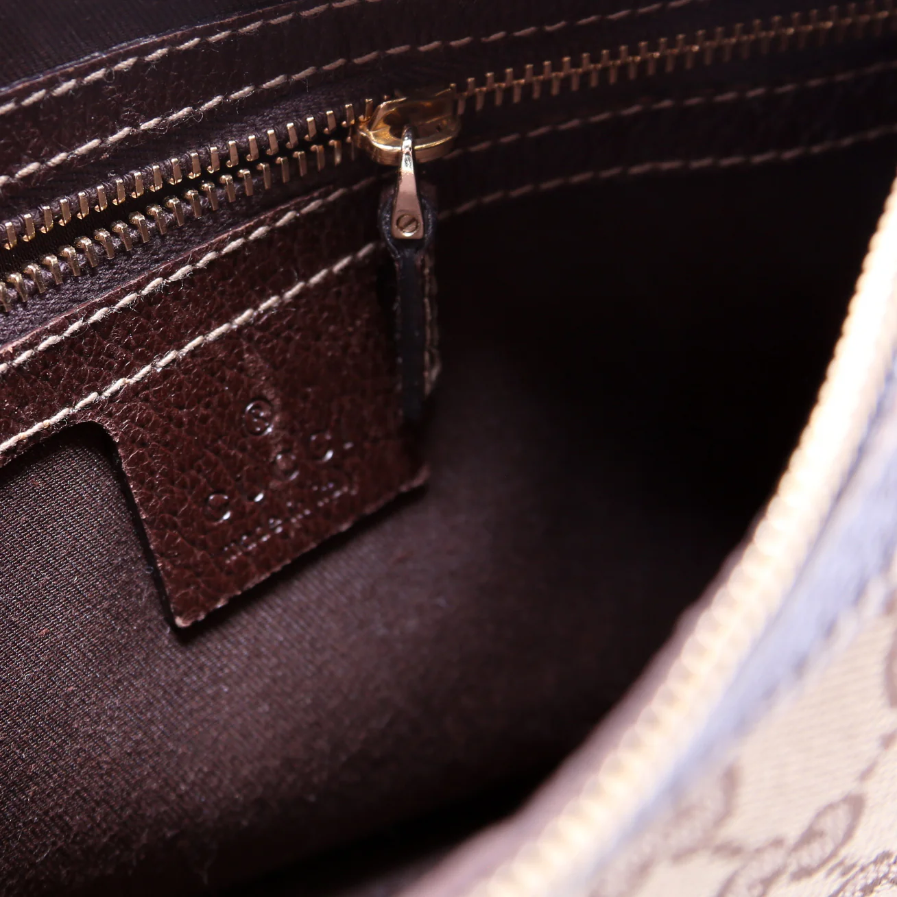 GG Canvas Charmy Small Hobo 154395 - Image 9