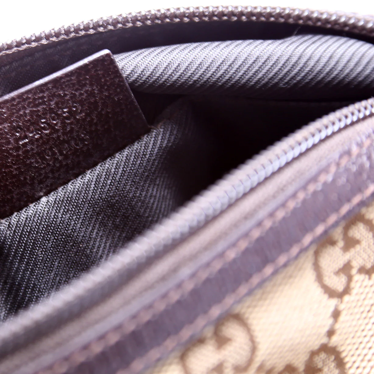 GG Canvas Cosmetic Pouch 245952 - Image 8