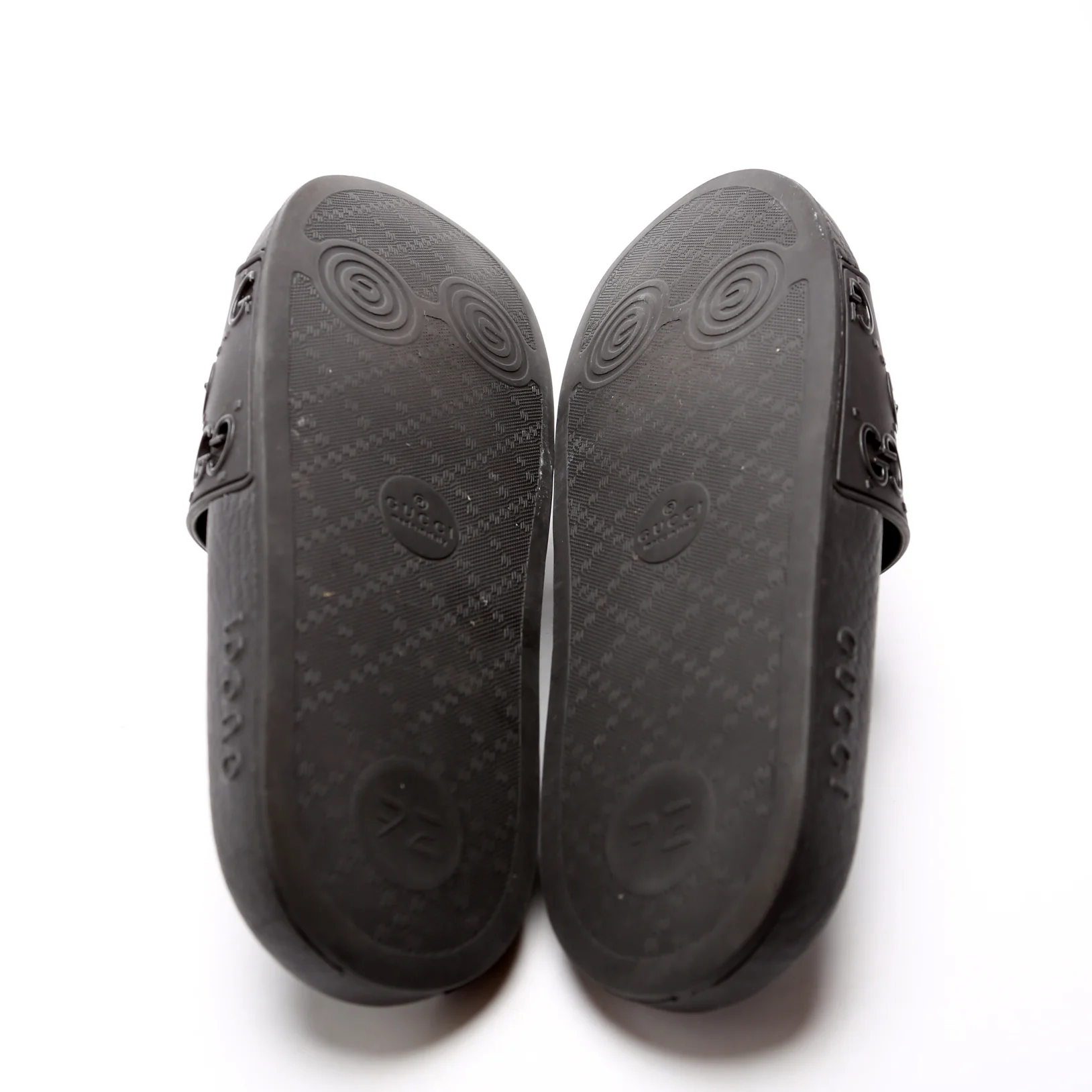 GG Rubber Slides Size 38 - Image 6