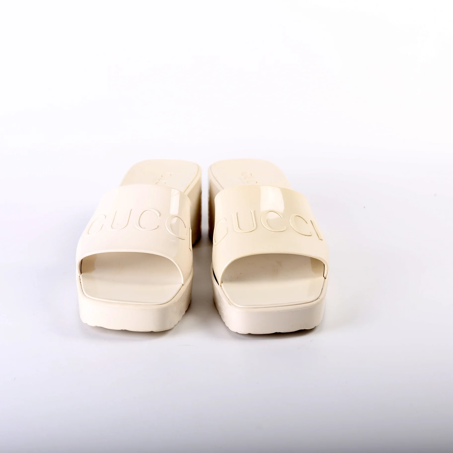 GG Rubber Slides Size 40 - Image 2