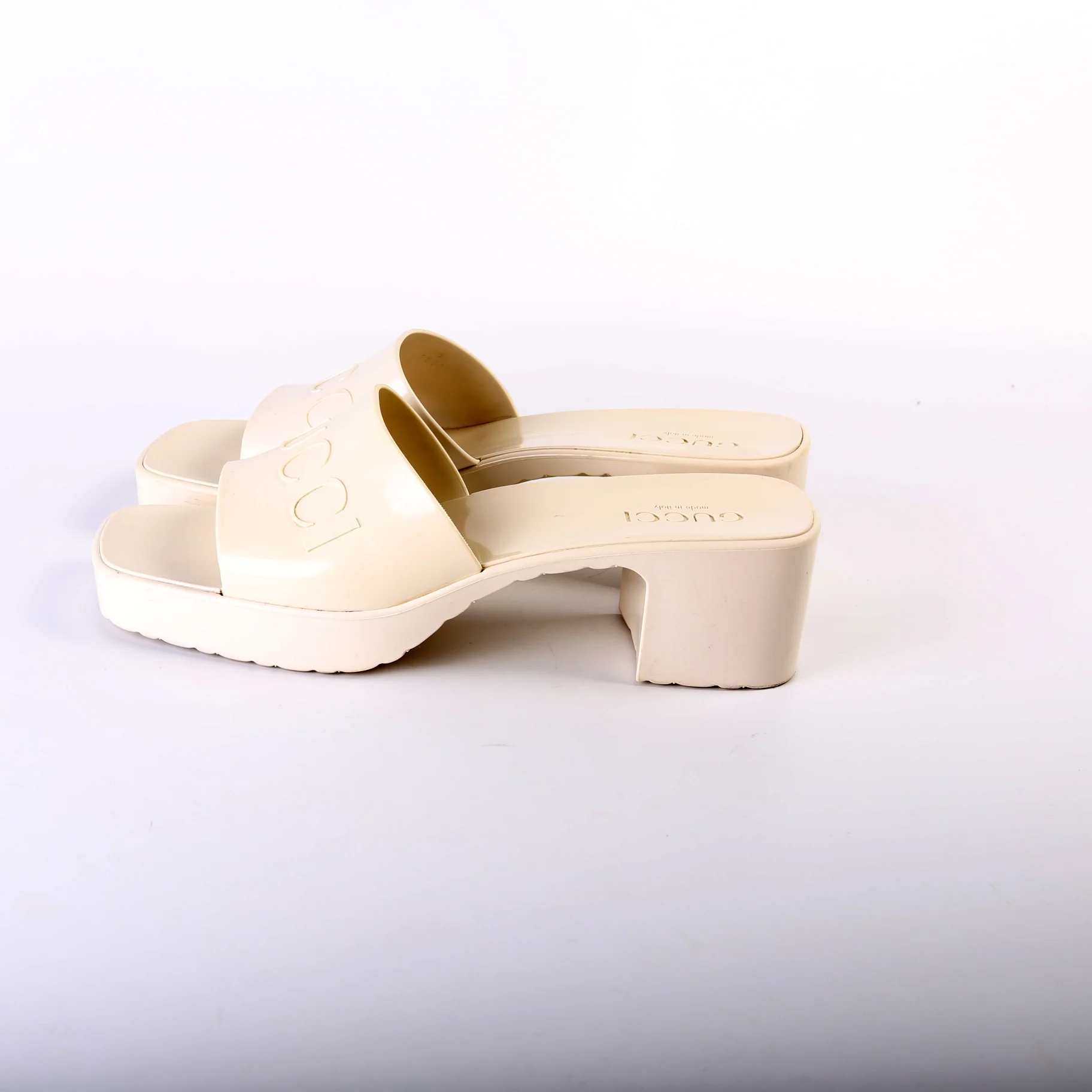 GG Rubber Slides Size 40 - Image 4