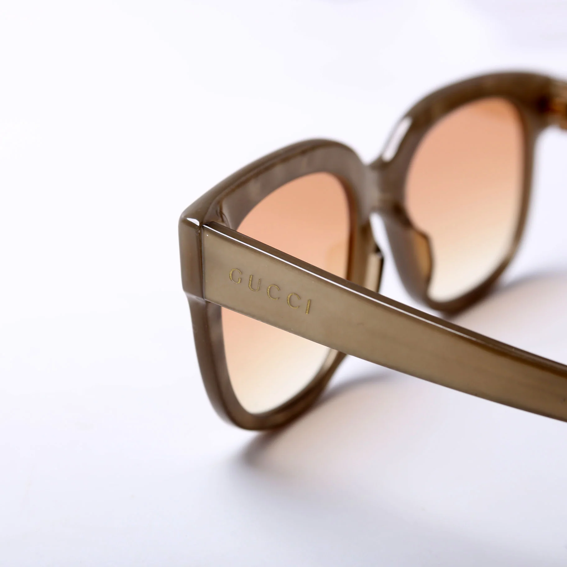 GG0361S Sunglasses Pearl - Image 6