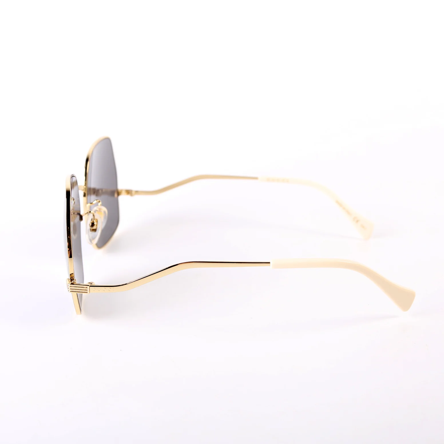 GG0972S Metal Frame Sunglasses White/Gold - Image 2