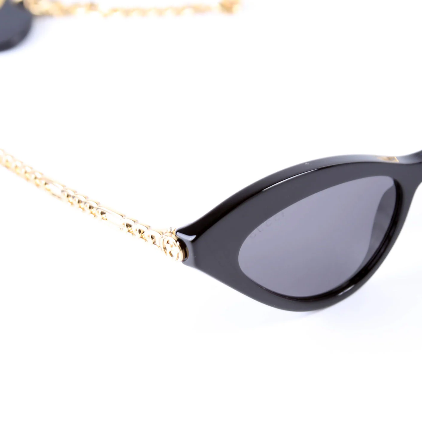 GG0978S Cat Eye With Chain Heart - Image 7