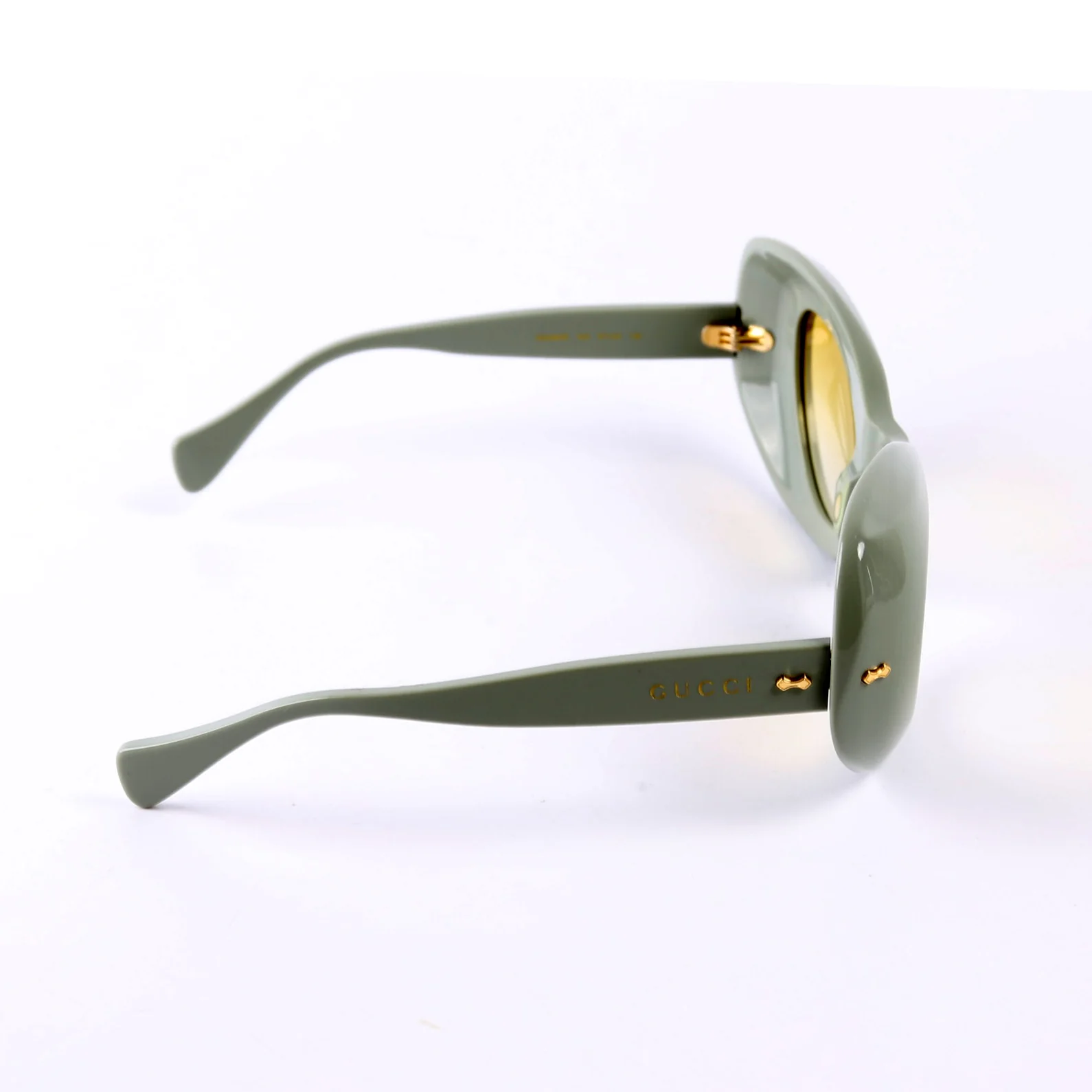 GG0990S 002 Cateye Sunglasses Green - Image 3
