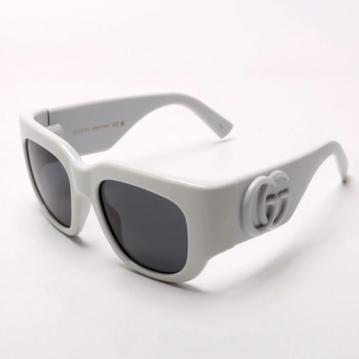 GG1545S Oversized Double G Sunglasses Grey - Image 3