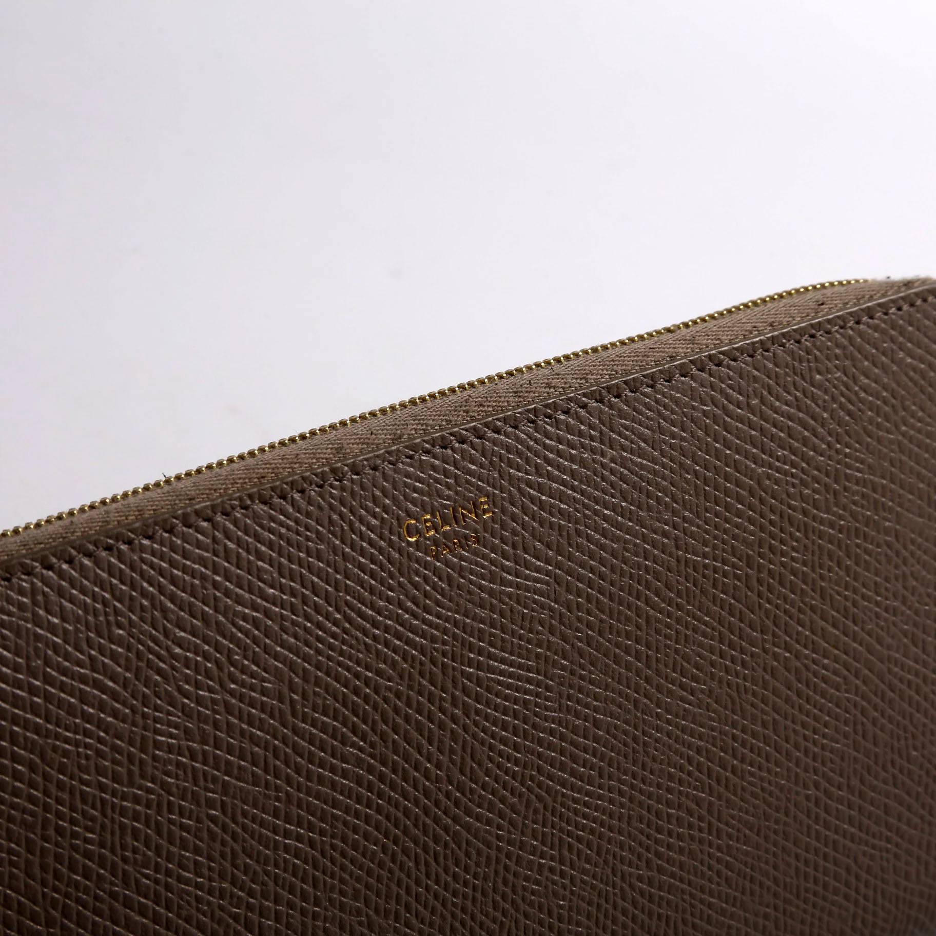 Grain Calfskin Laminated Zip Around Wallet Grey - Image 7