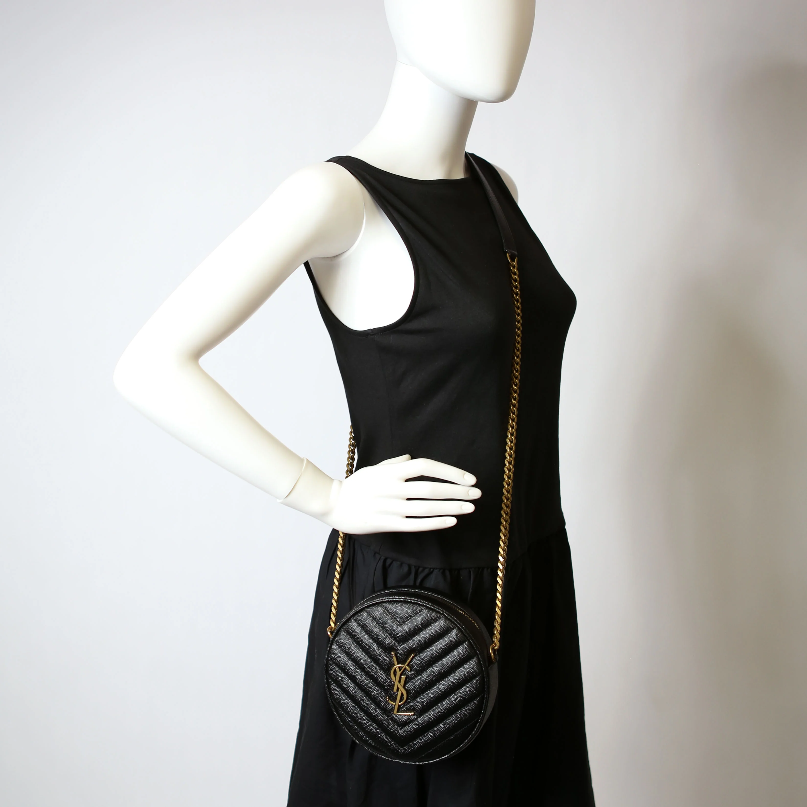Grain De Round Camera Bag Black - Image 11