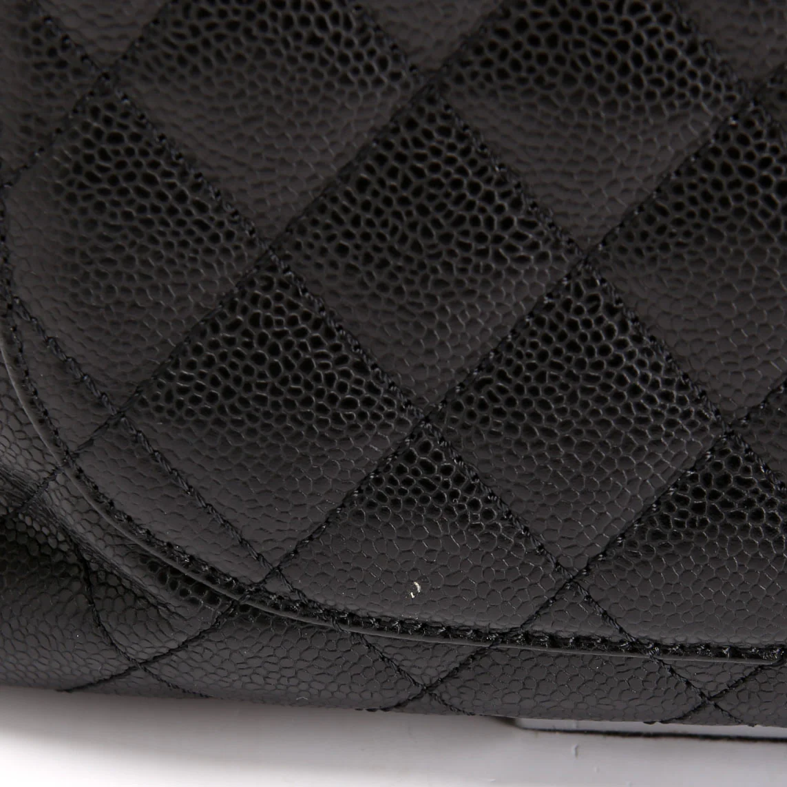 Grand Shopping Tote Caviar - Image 7