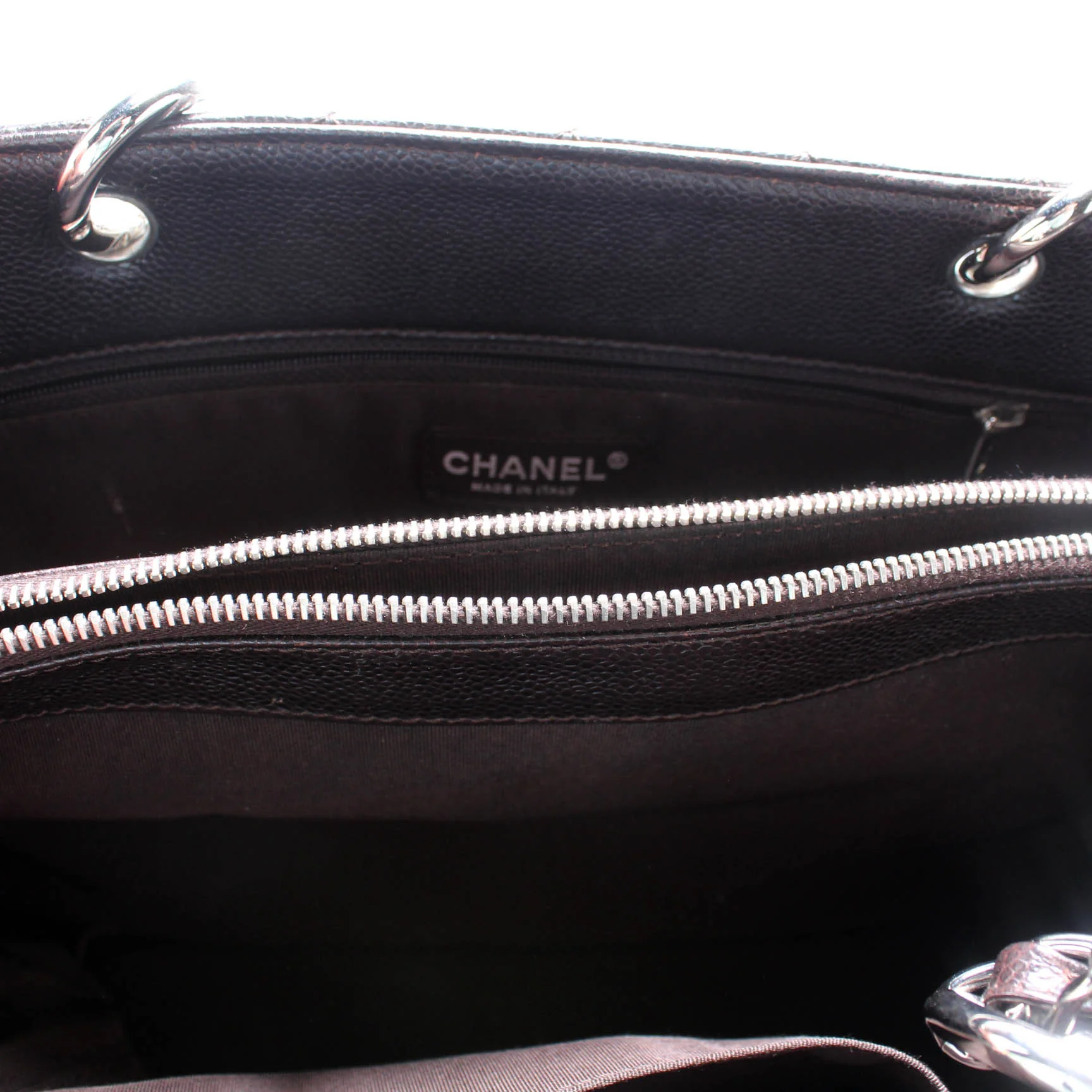 Grand Shopping Tote Caviar 11M - Image 8