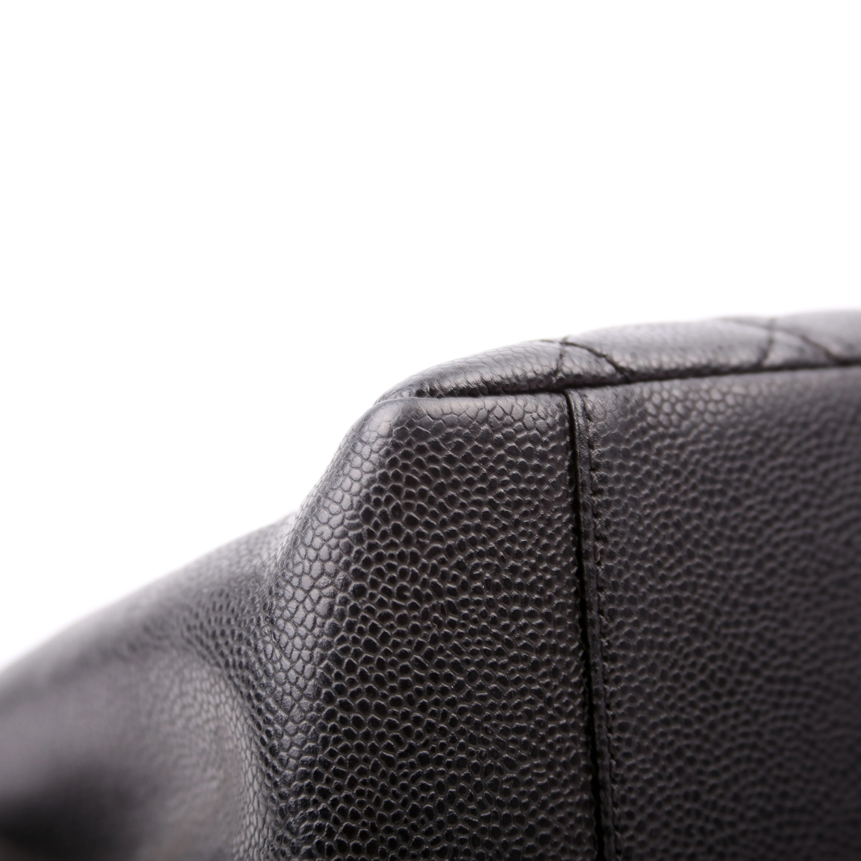 Grand Shopping Tote Caviar Black - Image 6