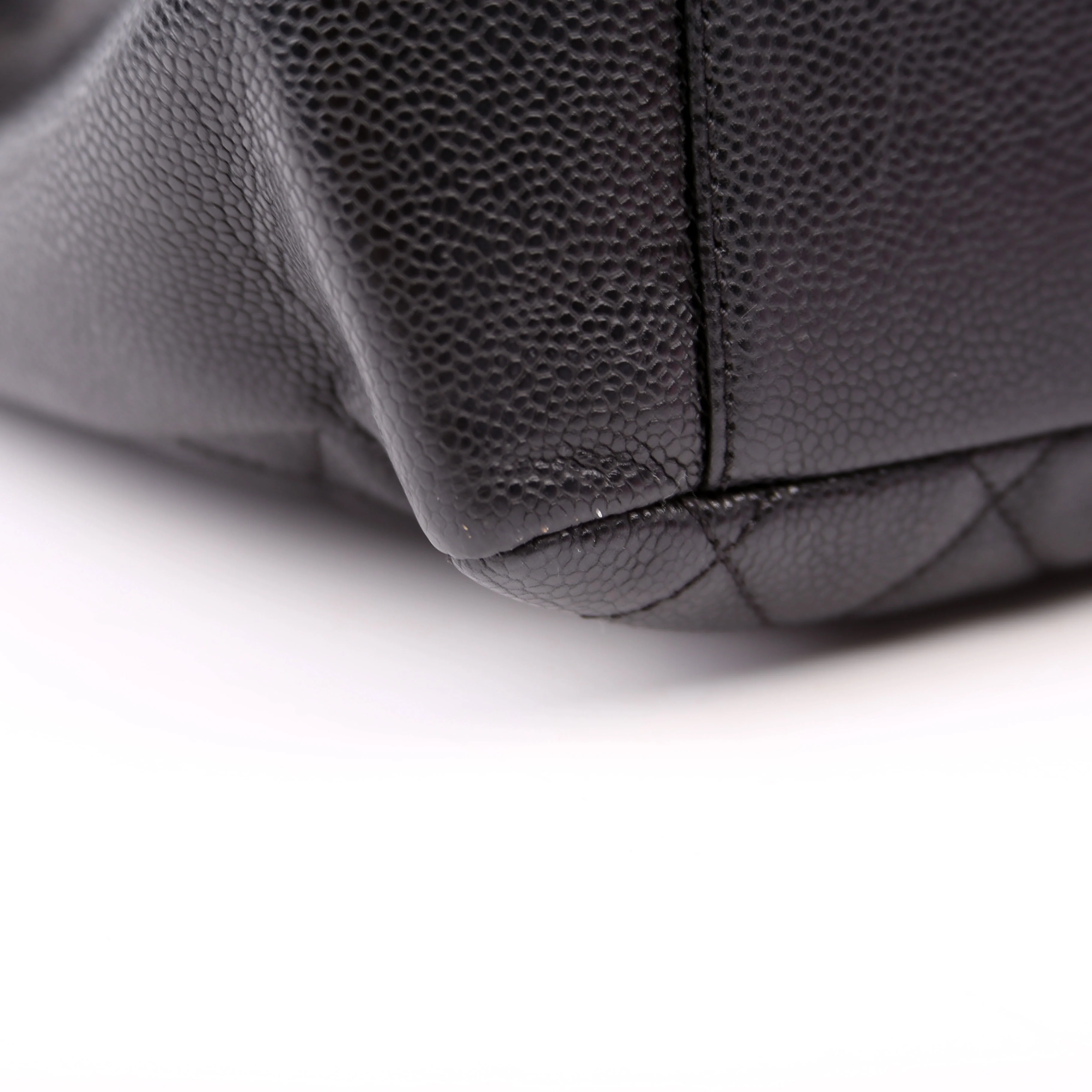Grand Shopping Tote Caviar Black - Image 7