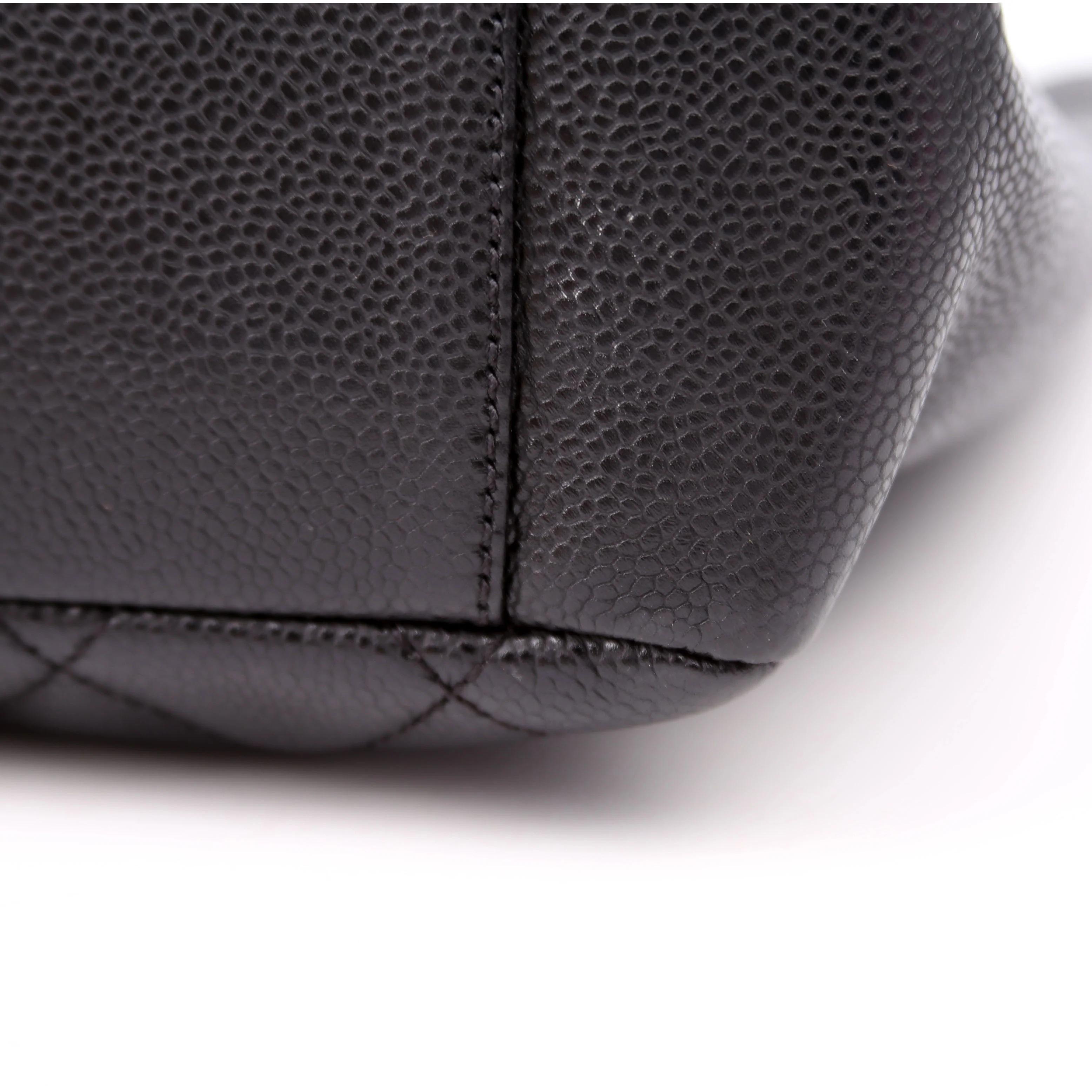 Grand Shopping Tote Caviar Black - Image 9