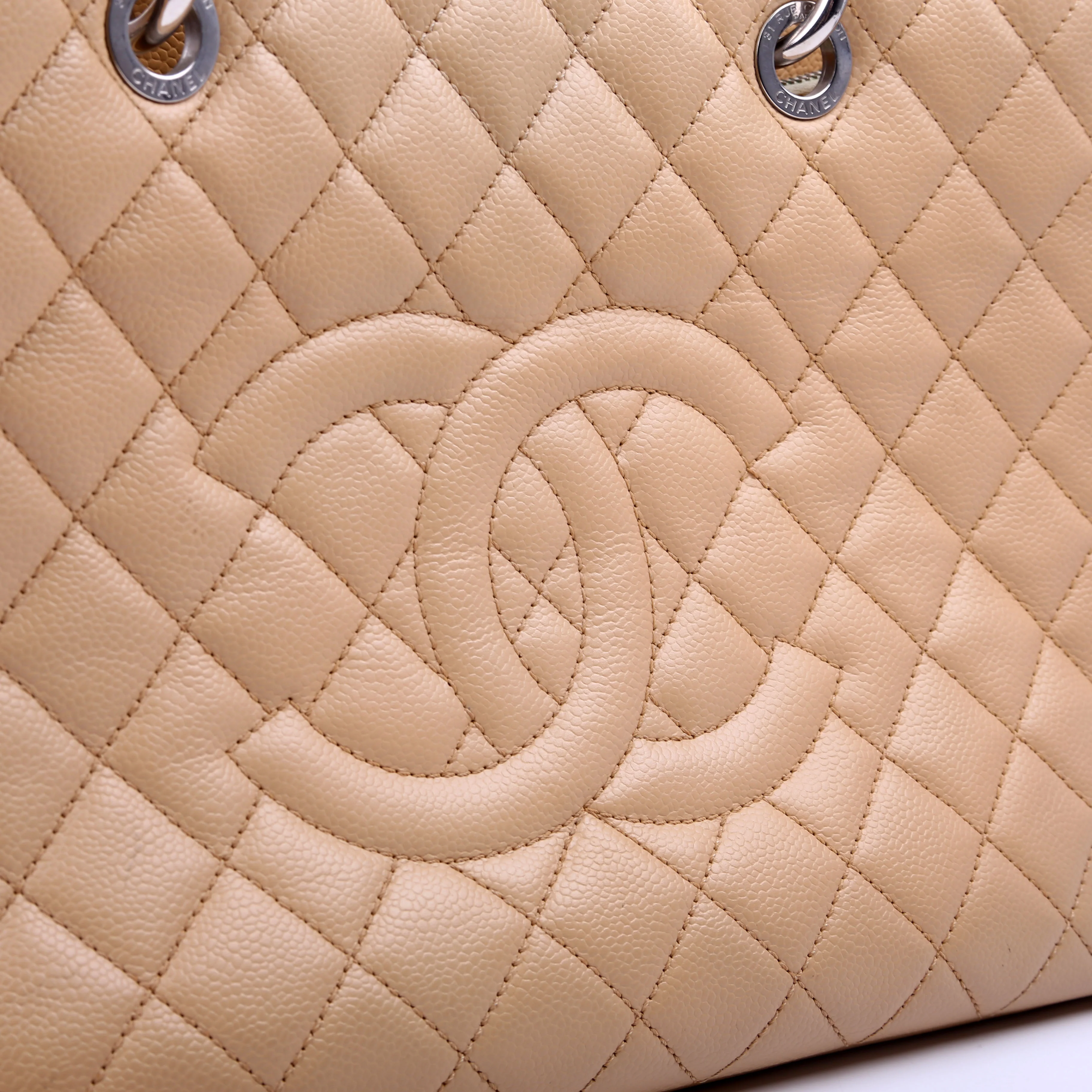 Grand Shopping Tote Caviar Tan - Image 14
