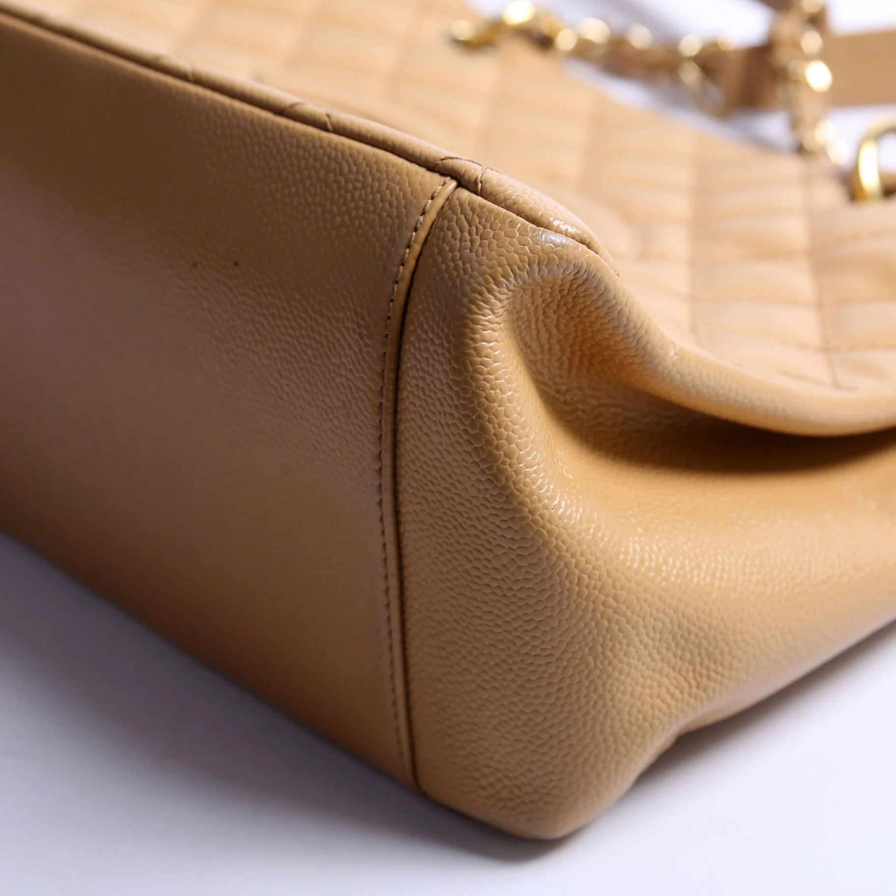 Grand Shopping Tote Caviar Tan - Image 5