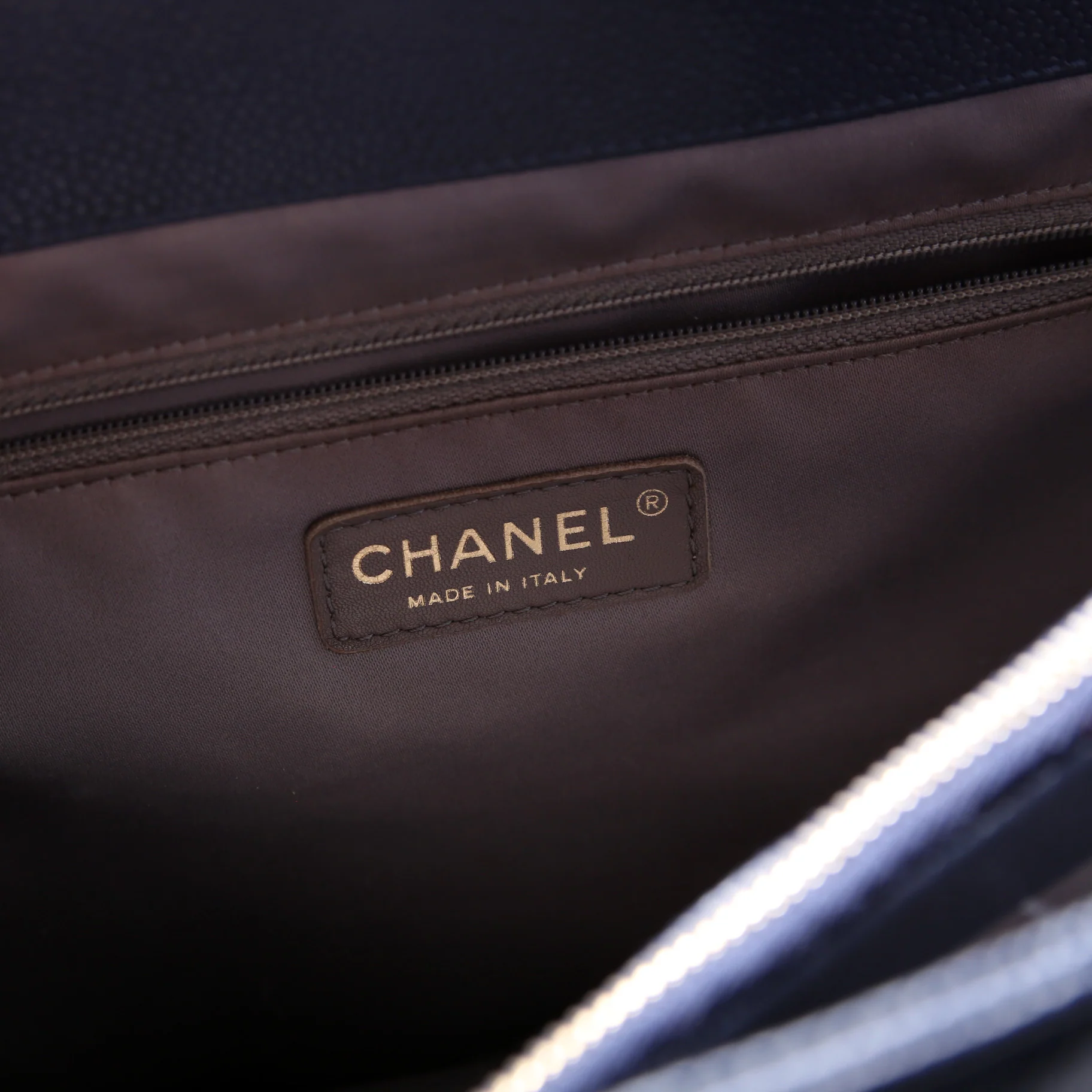 Grand Shopping Tote XL - Image 14