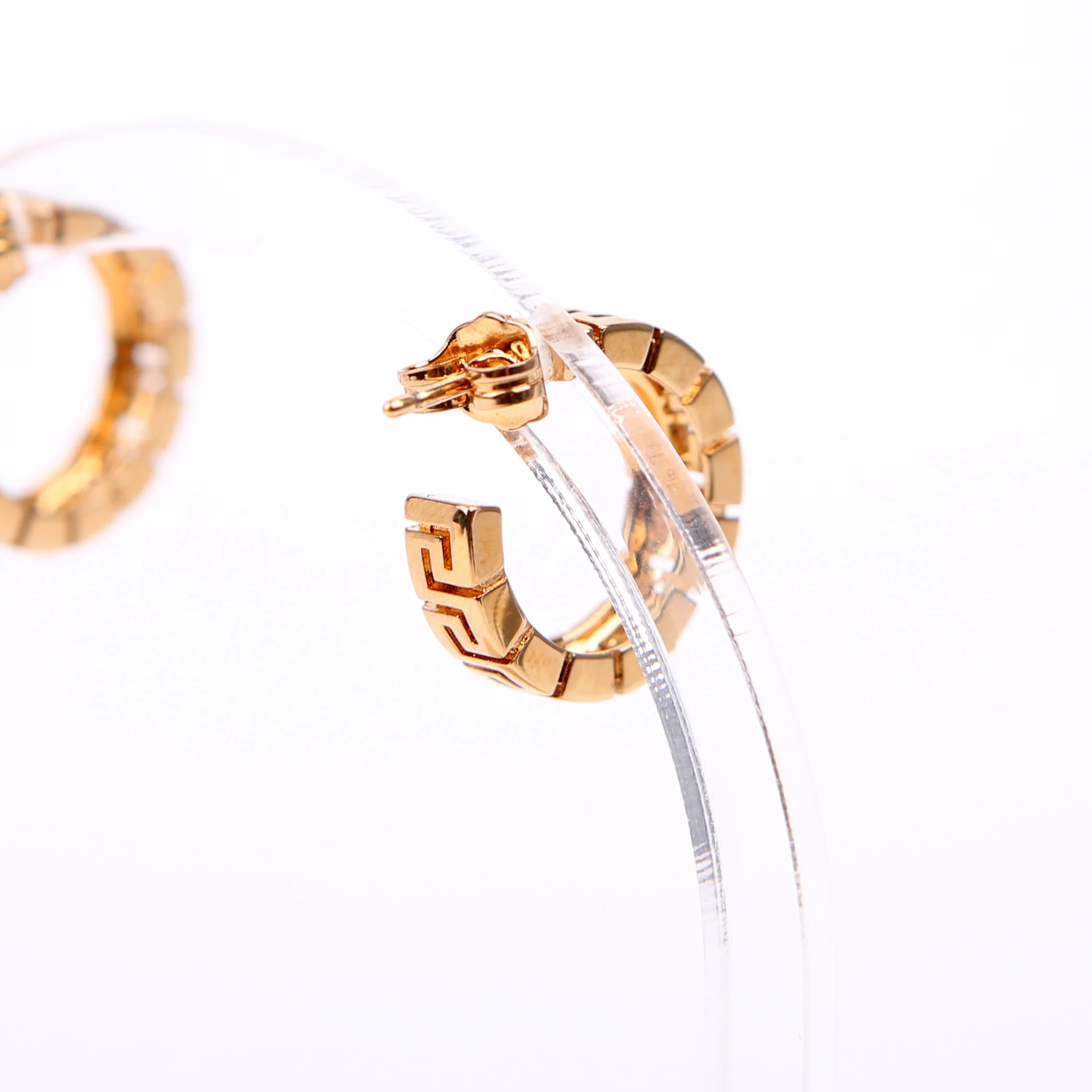 Greca Hoop Earrings Gold - Image 5