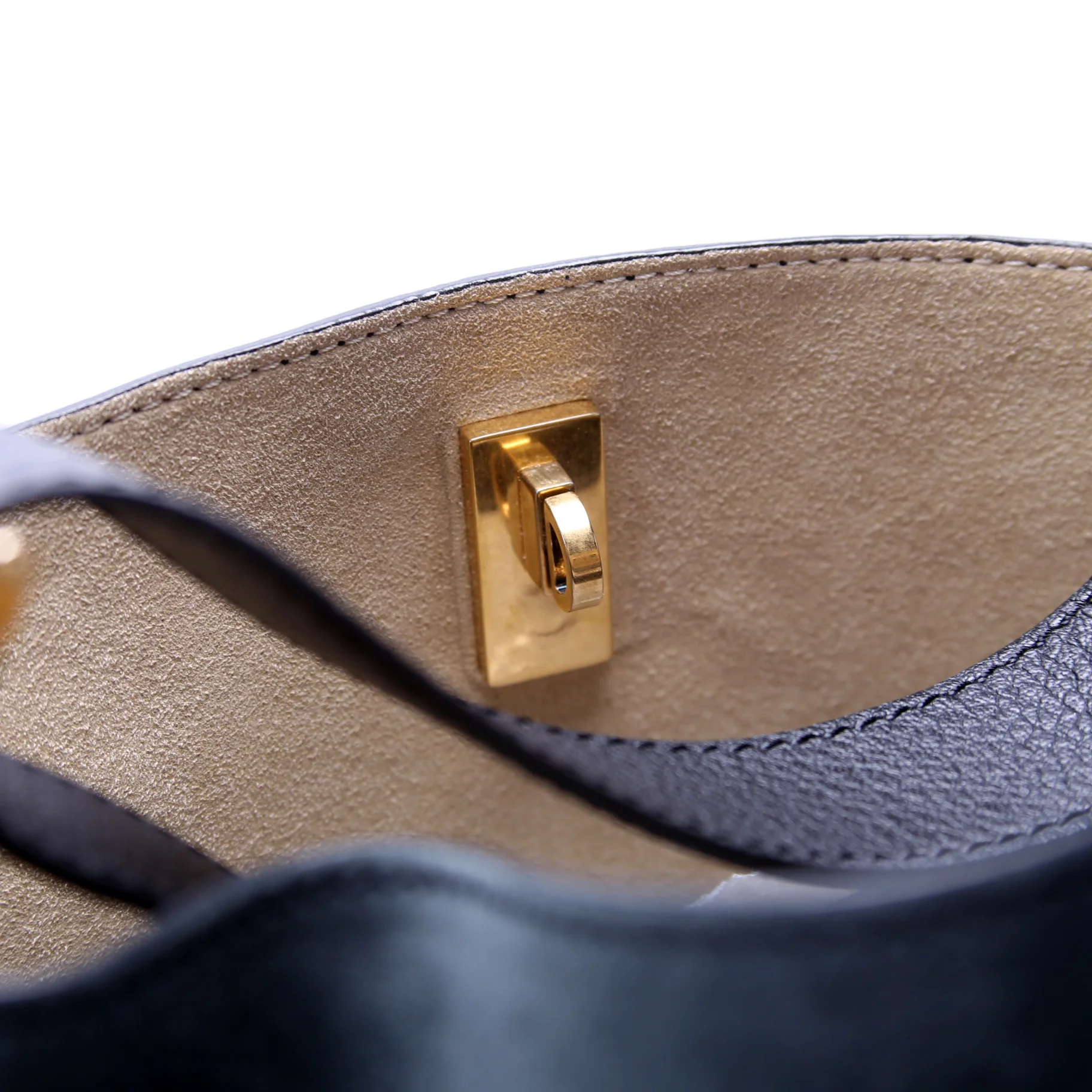 GV Bucket Bag Medium Suede/Crinkled Patent Deerskin Blue - Image 5