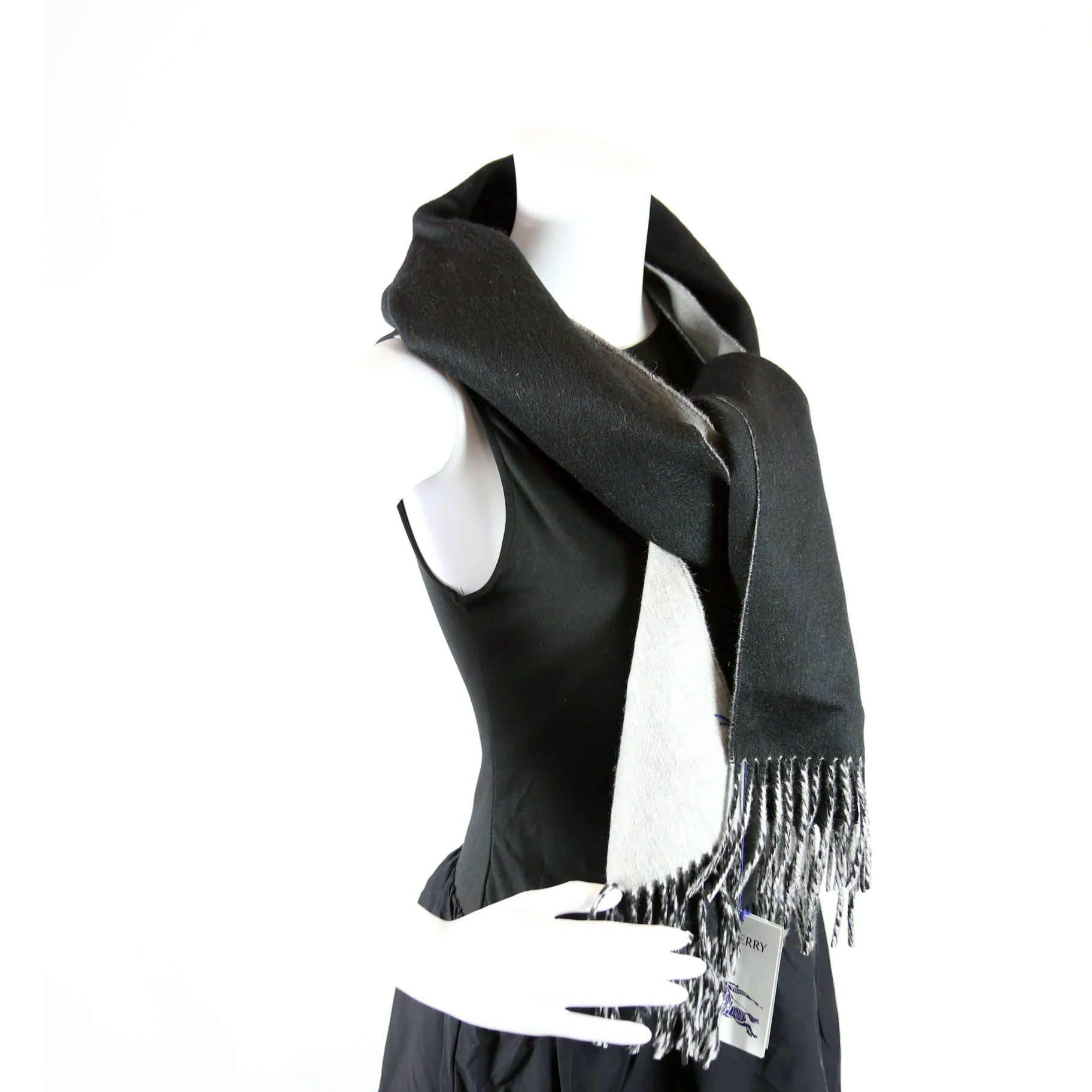 Happy Washed Medium Check Cashmere Scarf Black/Grey - Image 4