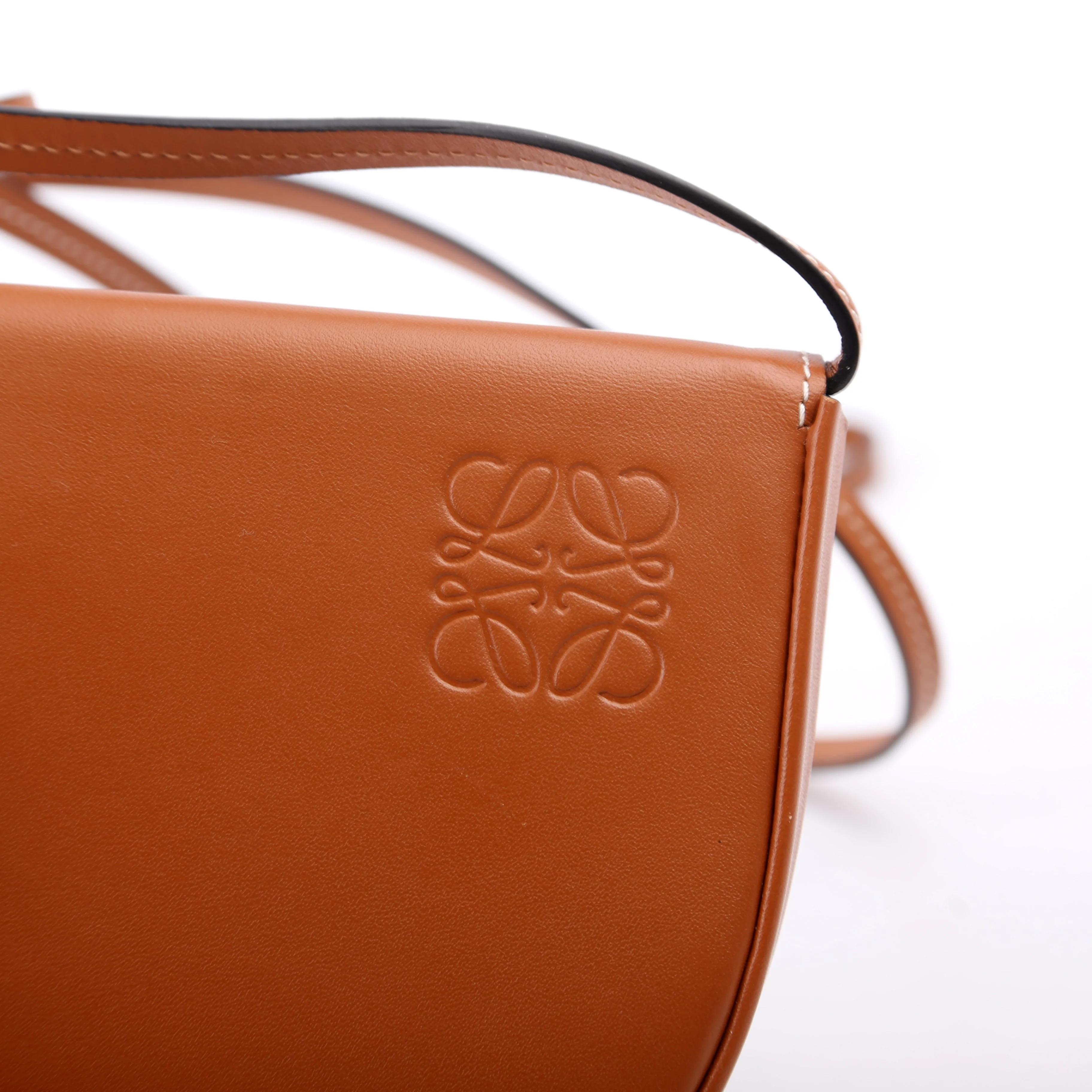 Heel Calfskin Small Bag Brown - Image 5