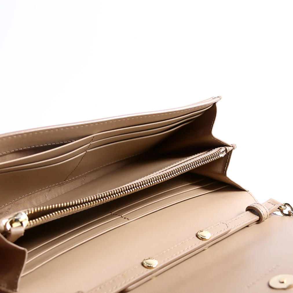 Henley Wallet On Chain Beige - Image 12