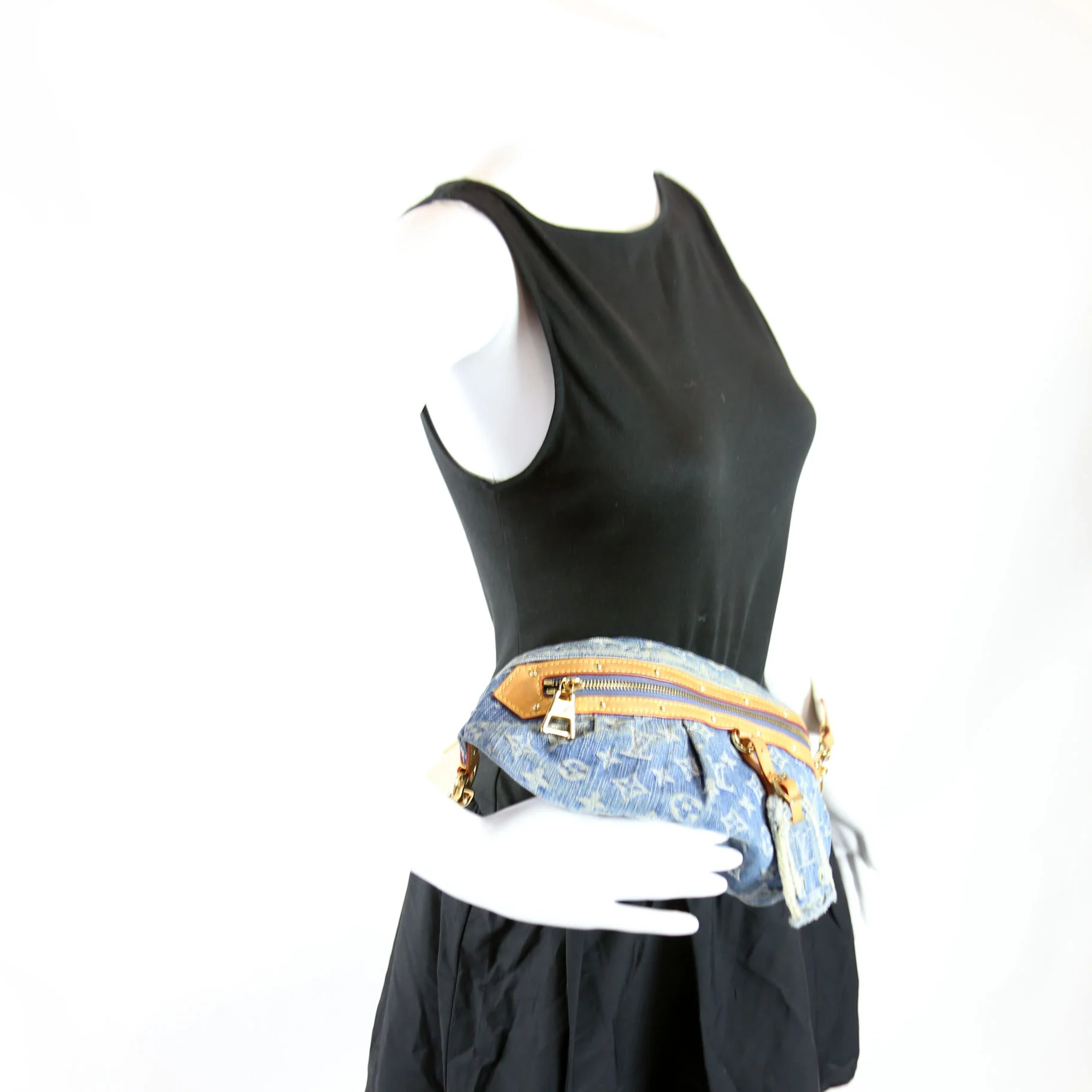 High Rise Bumbag Denim Monogram - Image 9