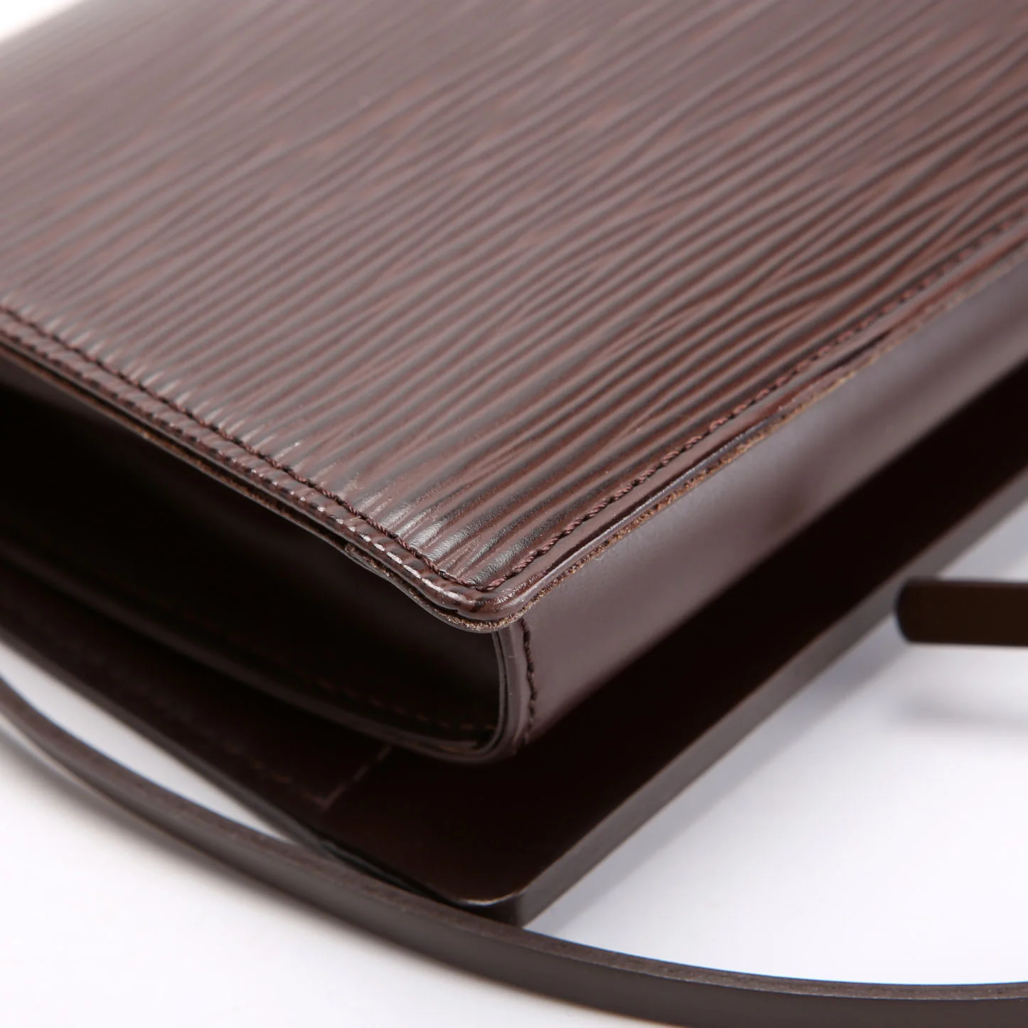 Honfleur Clutch Epi Brown - Image 8