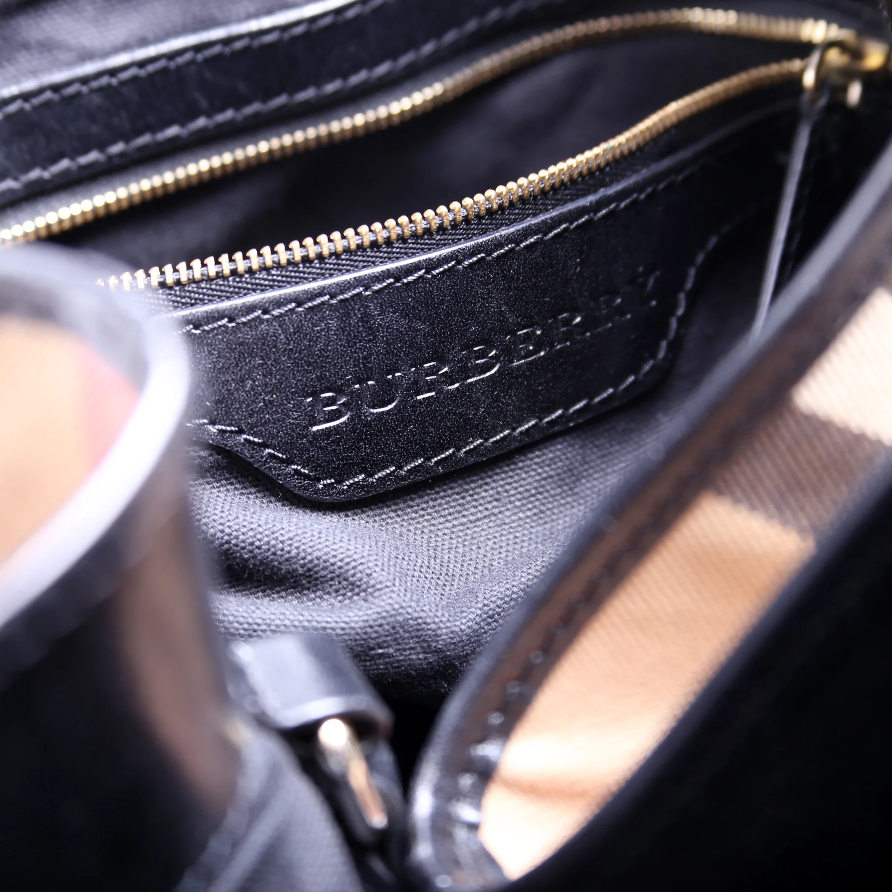 House Check Canterbury Tote 3826438 - Image 14