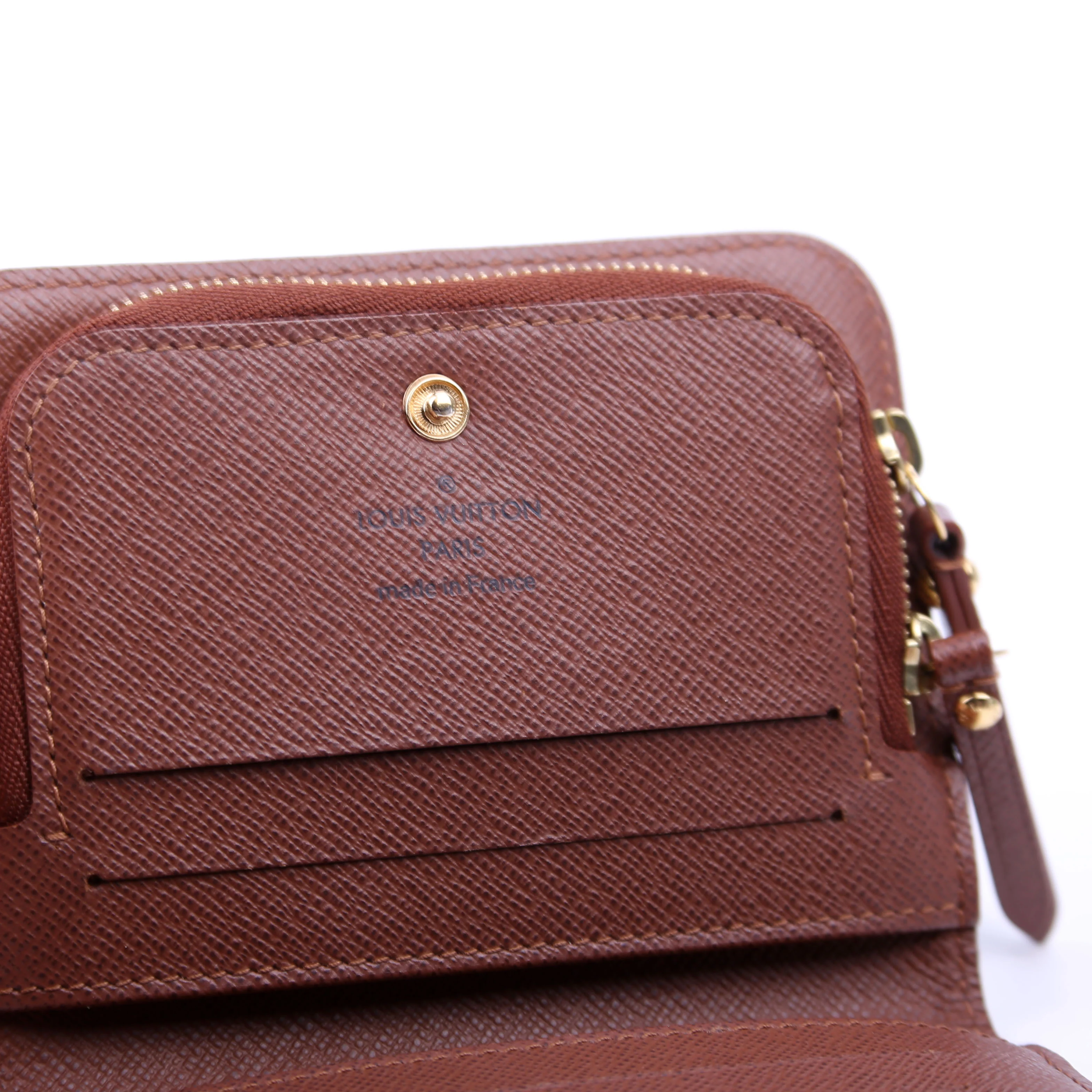 Insolite Compact Wallet Monogram - Image 11