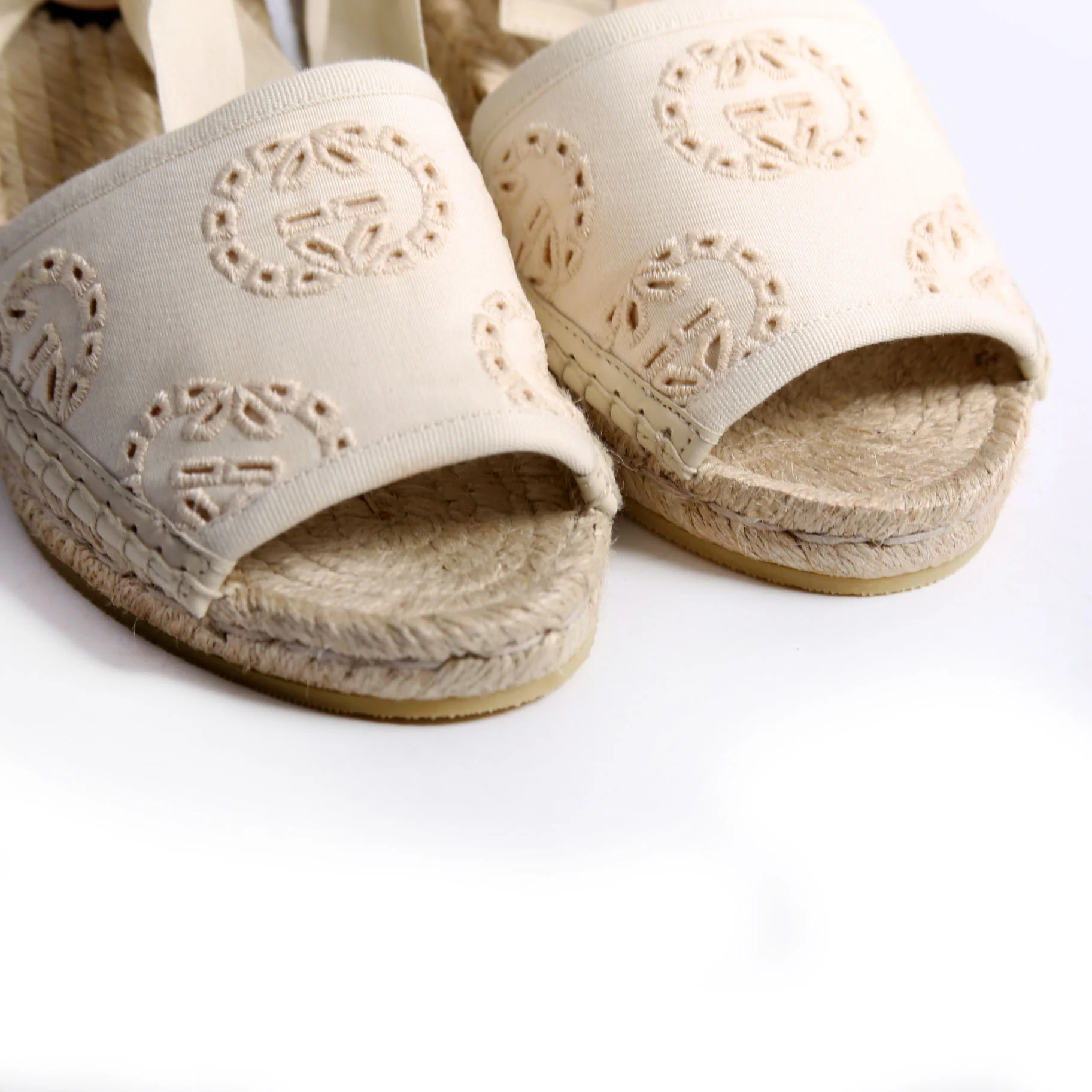 Interlocking G Damita Espadrille Wedges Size 36 Beige - Image 9