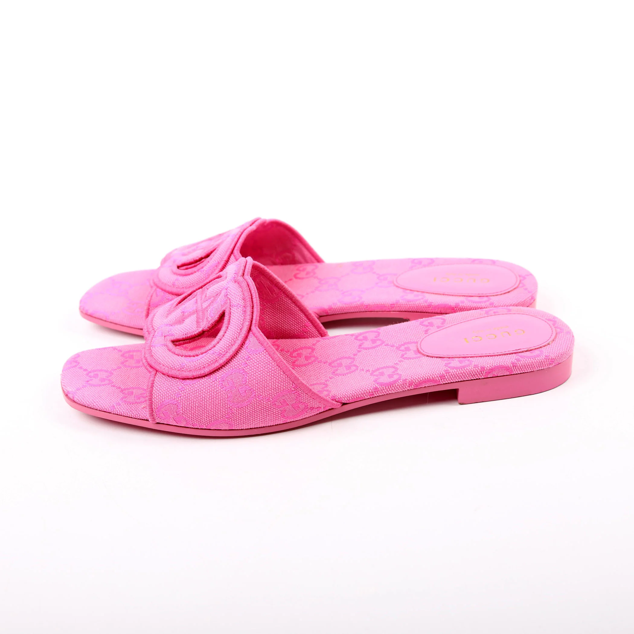 Interlocking GG Canvas Slide Sandals Size 38.5 - Image 3