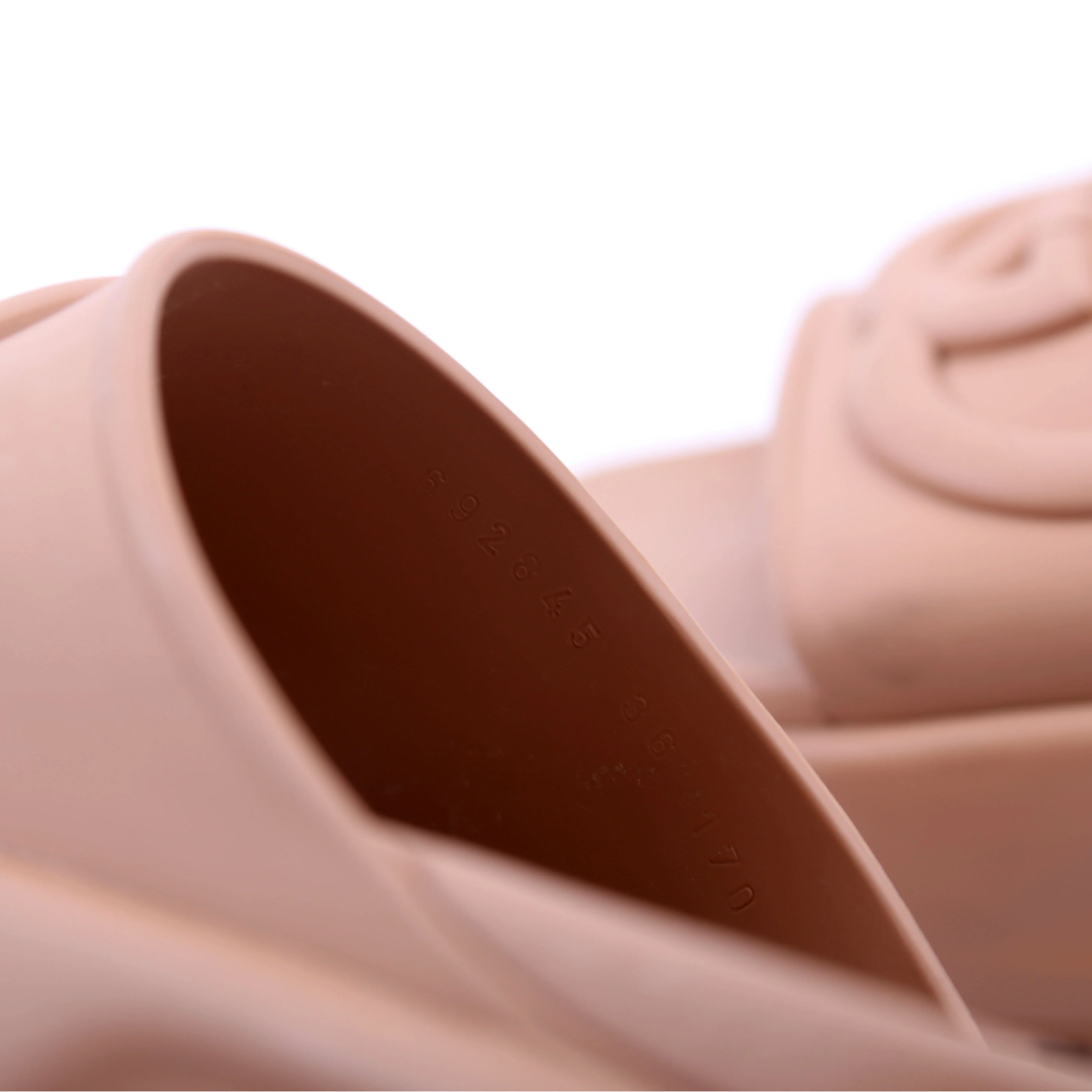 Interlocking GG Rubber Slides Size 36 Tan - Image 10