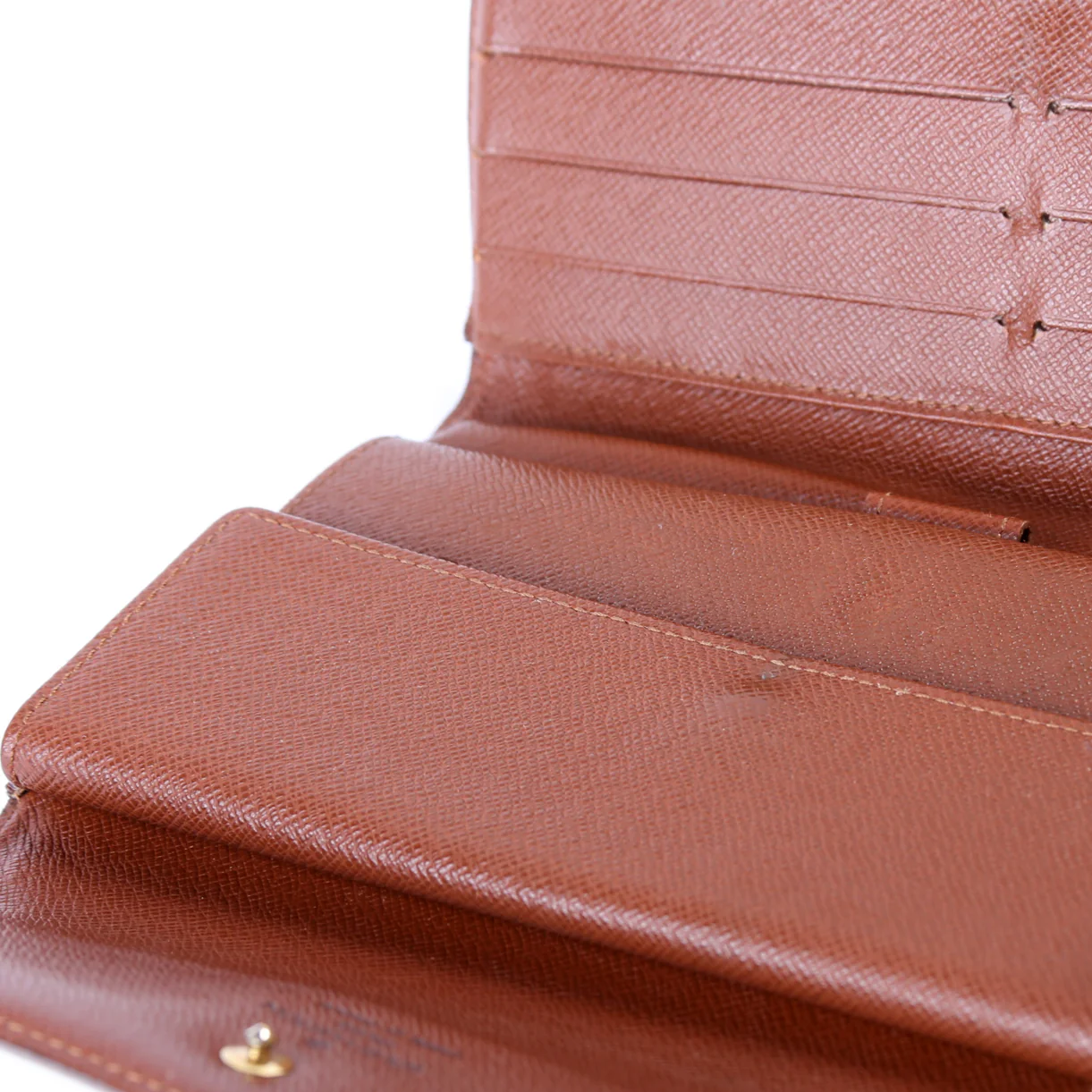 International Wallet Monogram - Image 8