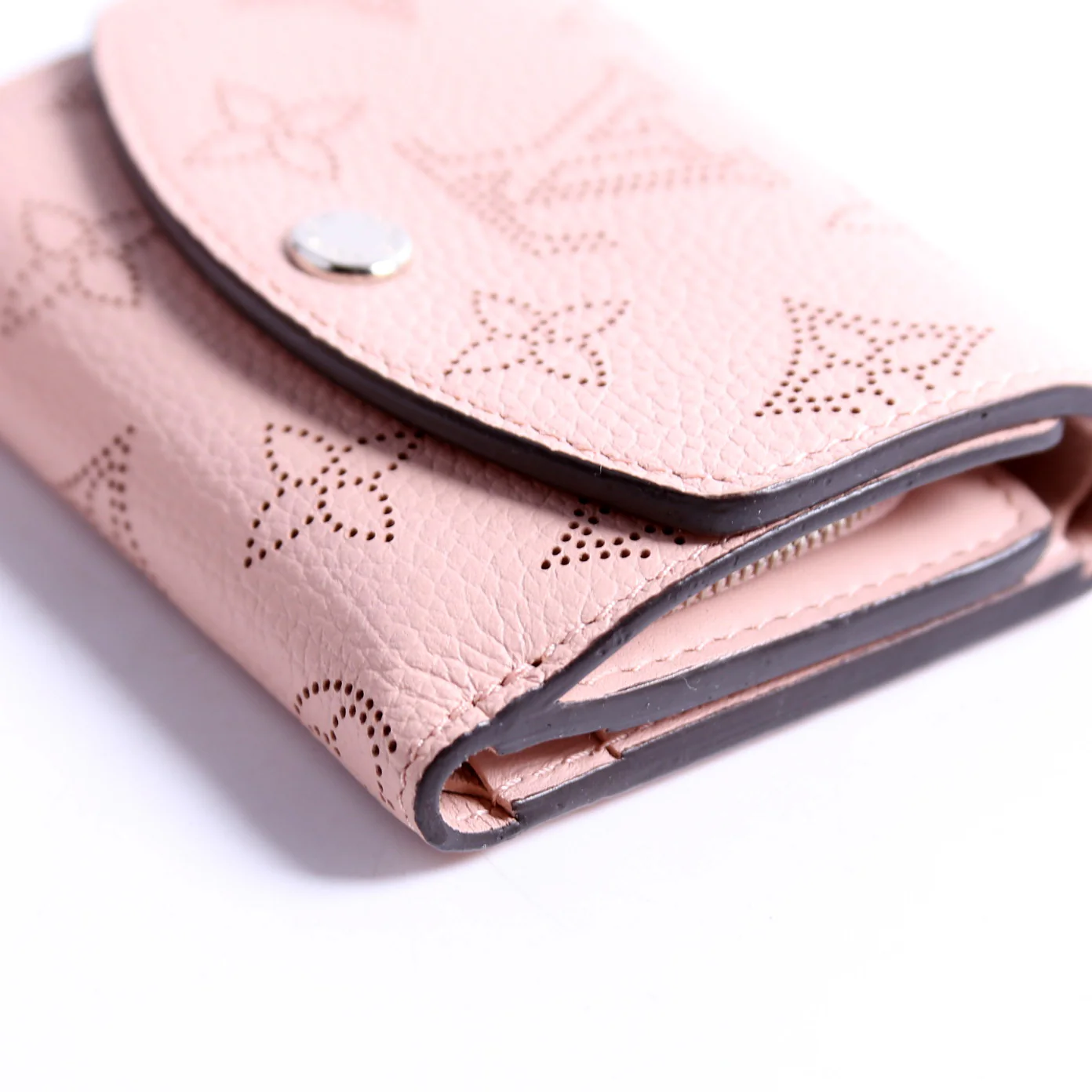 Iris Compact Wallet Mahina Pink - Image 7