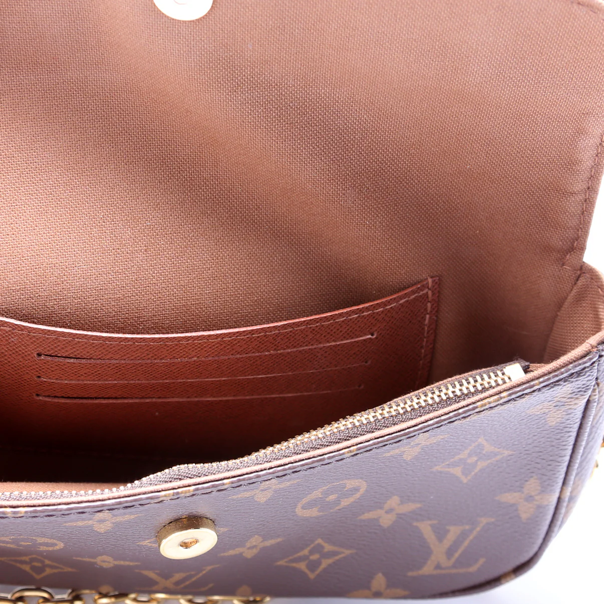 Ivy Wallet On Chain Monogram - Image 7