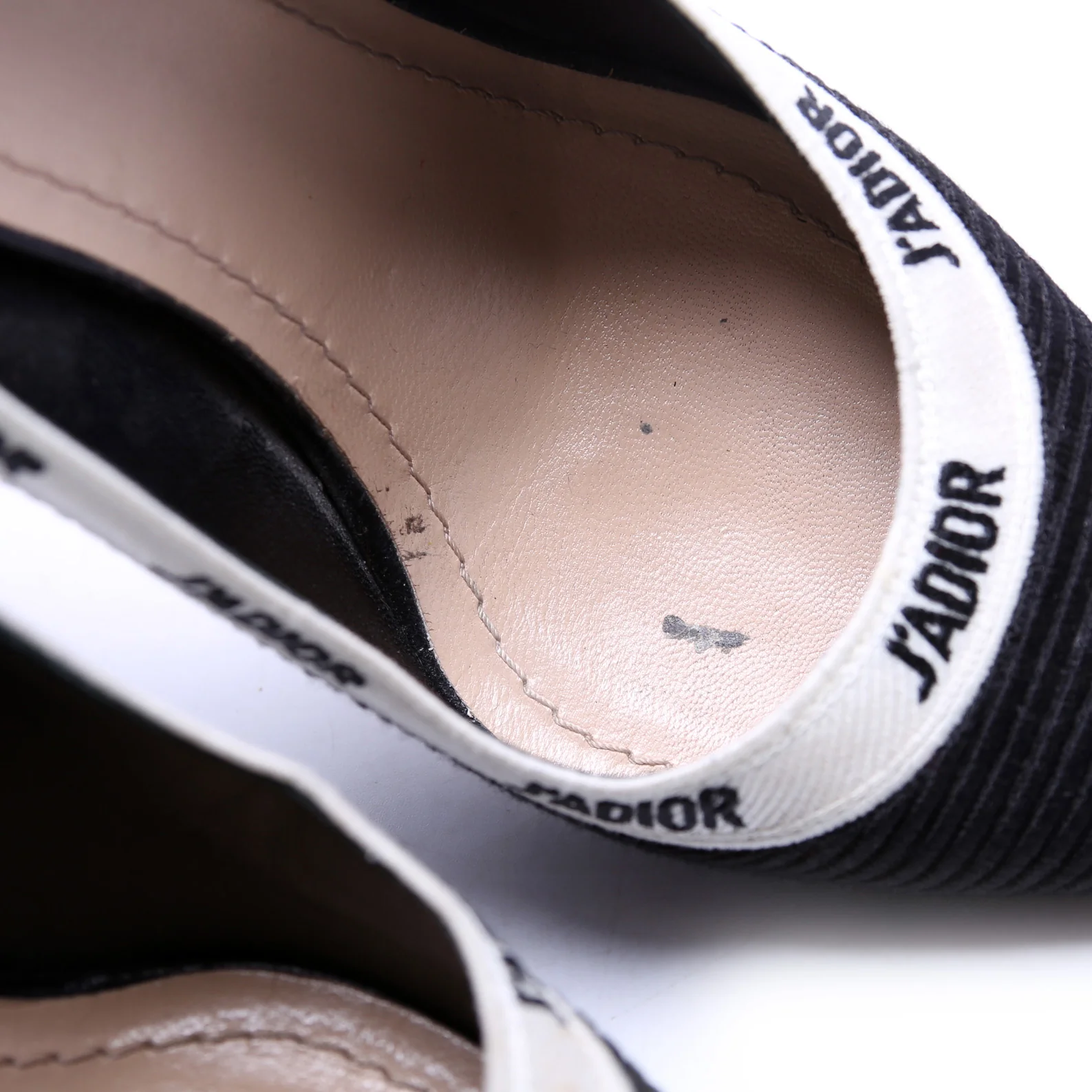 J'adior Pumps Size 39 - Image 6