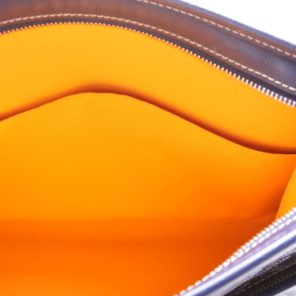 Jouvence Toiletry Pouch - Image 7
