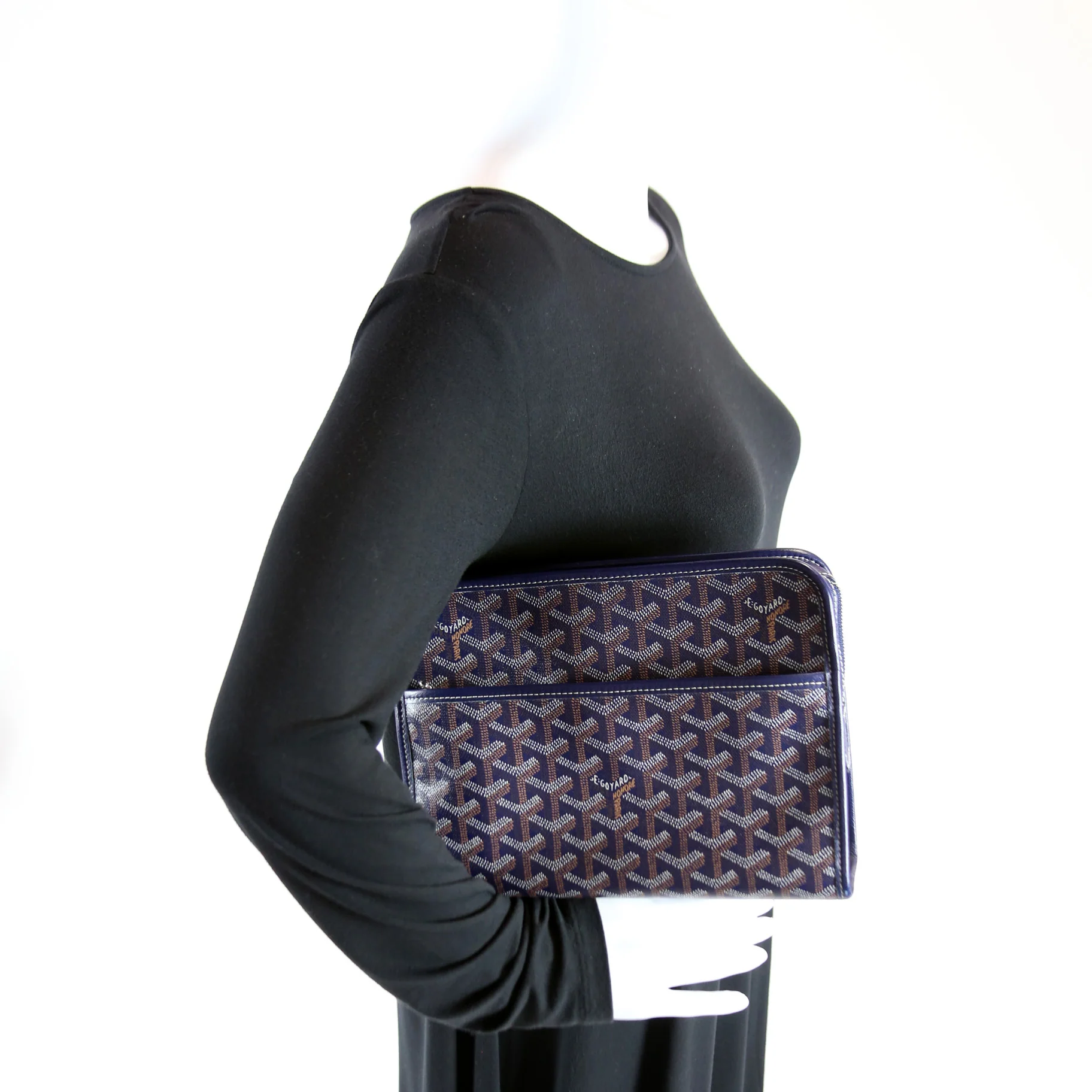 Jouvence Toiletry Pouch - Image 8