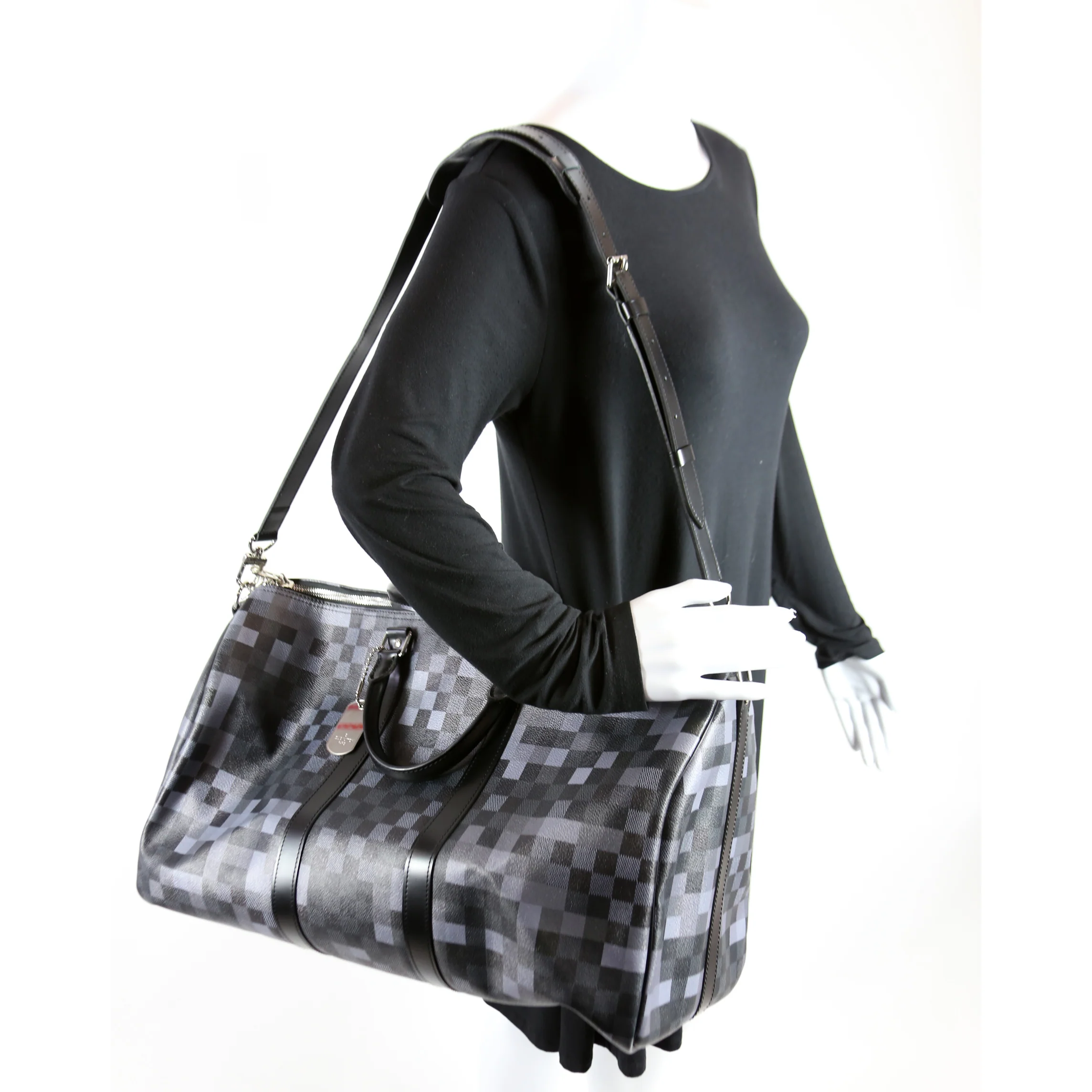 Keepall 50 With Strap Graphite Pixel - Image 12