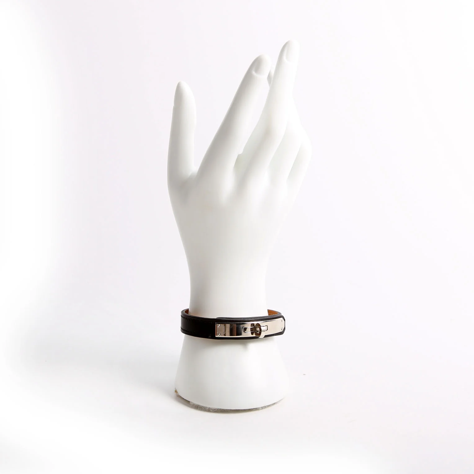 Kelly Single Tour Bracelet Black/Silver - Image 7