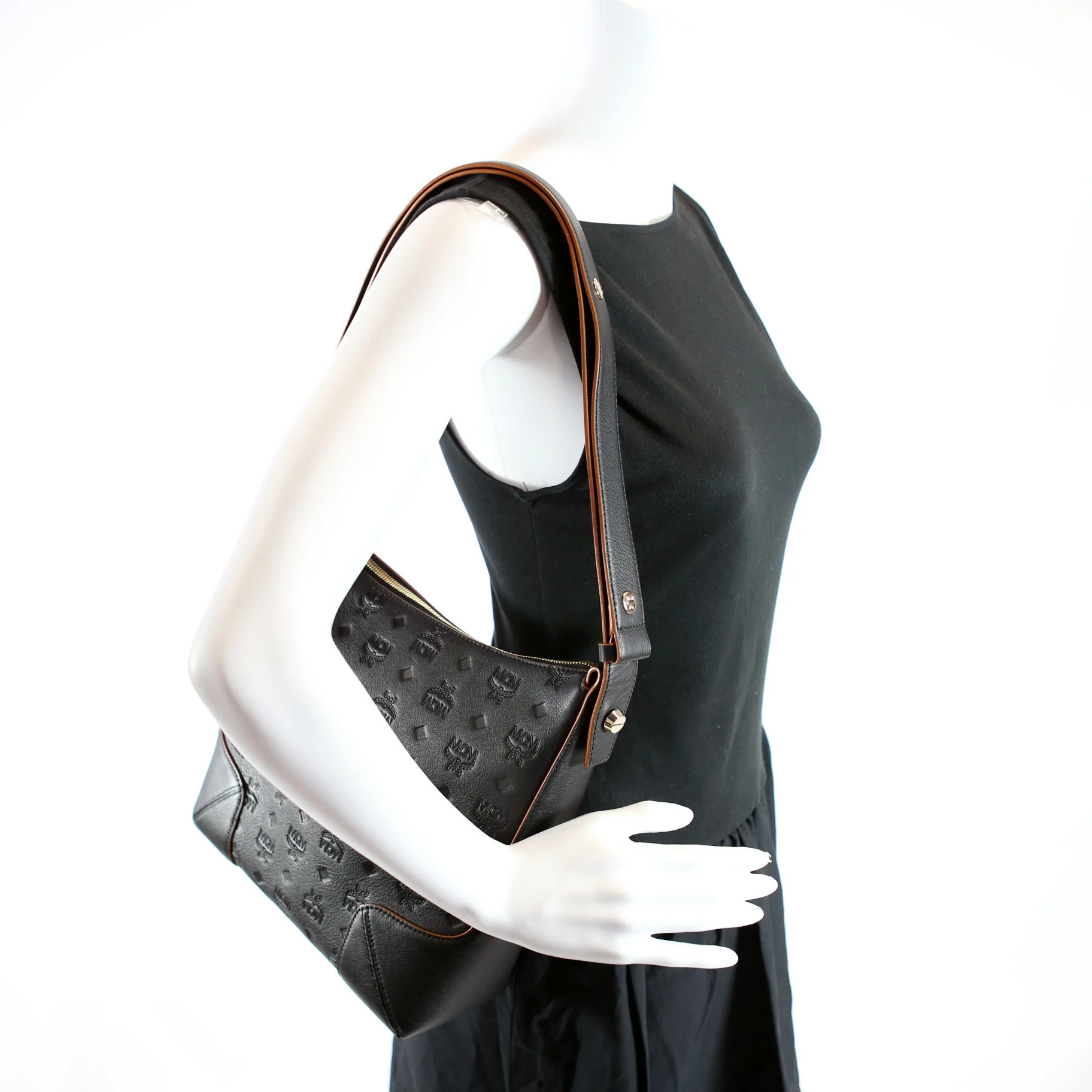 Klara Hobo Leather Medium Black - Image 8